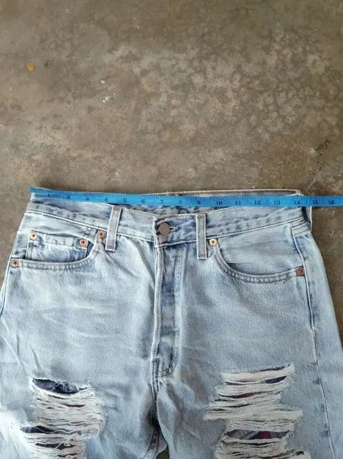 Levi's × Vintage 90s Vintage Levis 501 Made In USA Distressed Jeans 28x31 Size US 28 / EU 44 - 6 Thumbnail