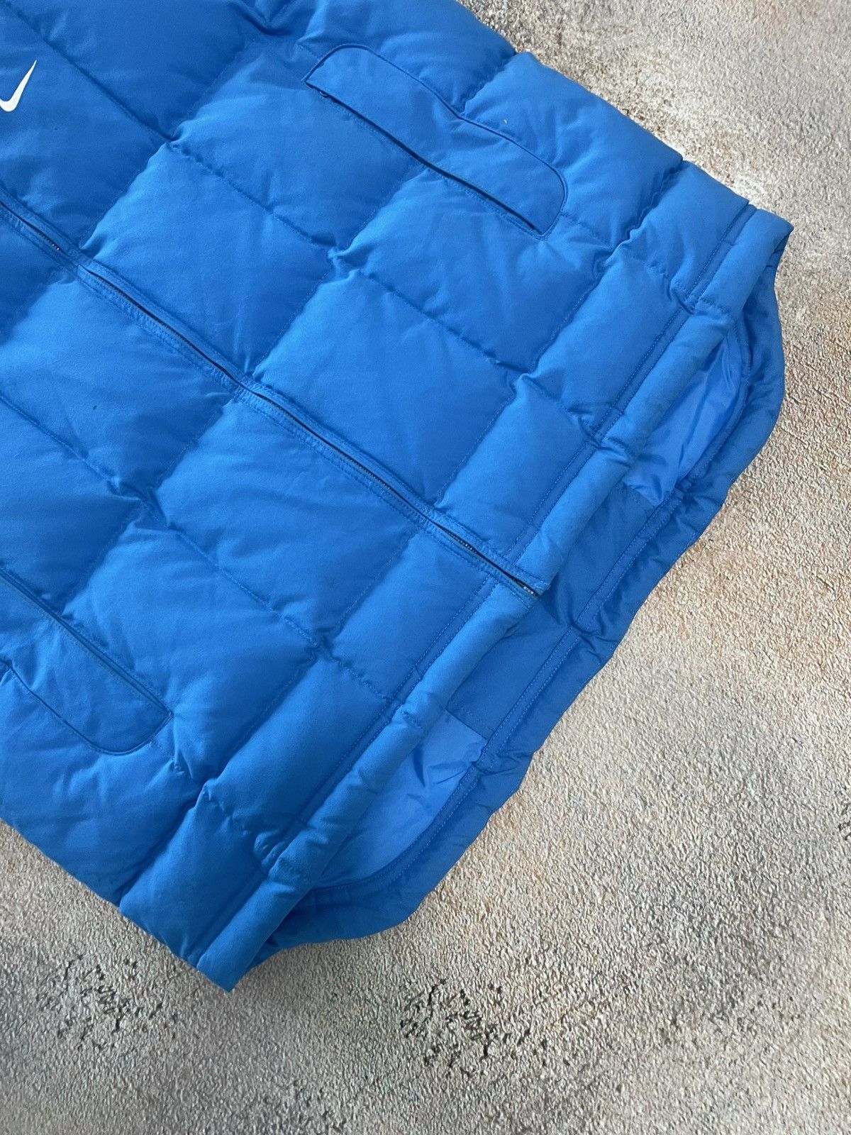 Nike Vintage Nike Armor Puffer Vest Small Swoosh Size US M / EU 48-50 / 2 - 4 Thumbnail