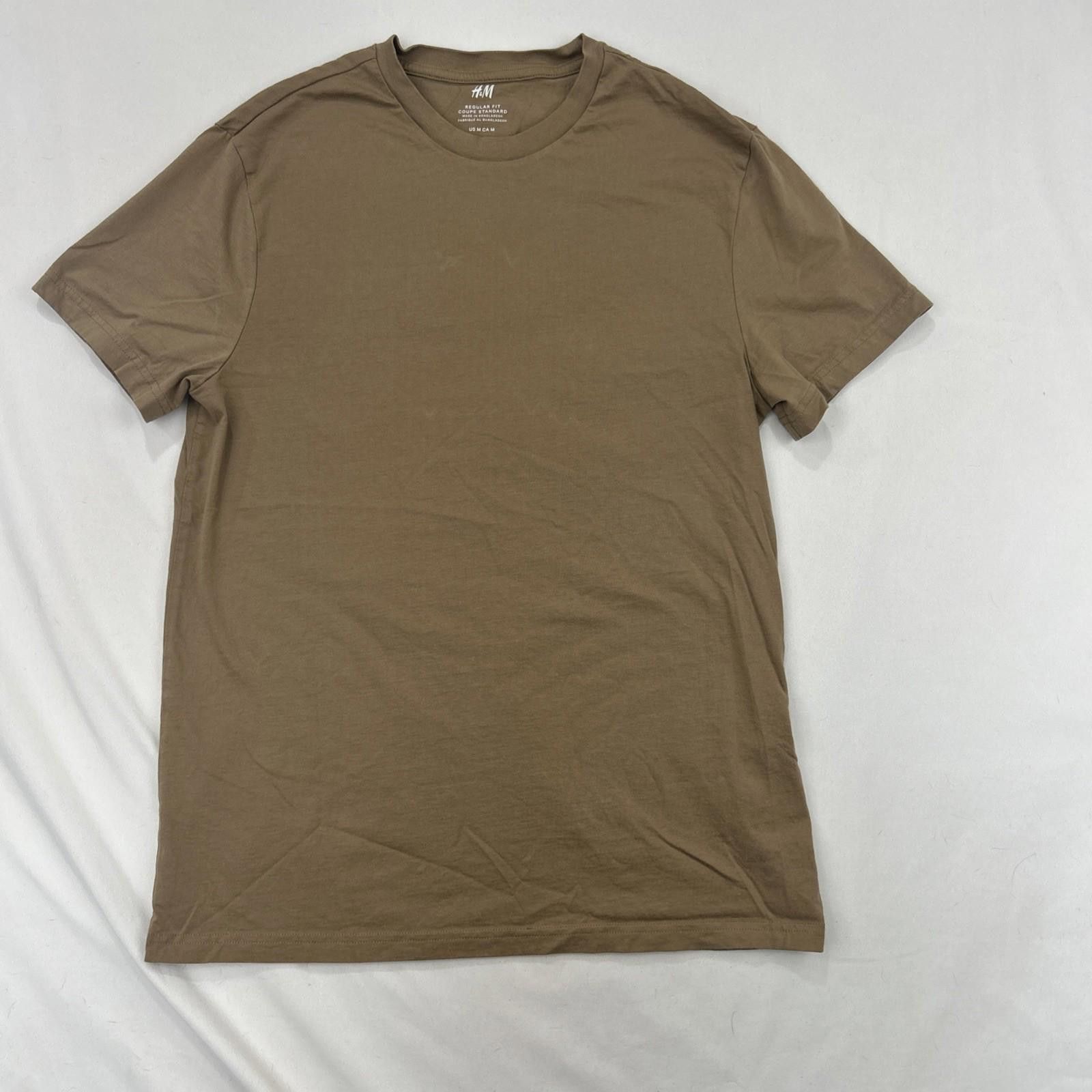H&M H&M T-Shirt Tan Regular Fit Coupe Standar Medium Tan Adult Size US M / EU 48-50 / 2 - 1 Thumbnail