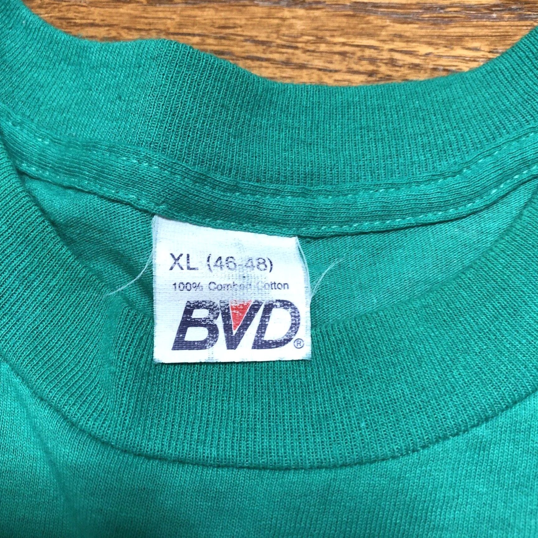 Vintage VINTAGE B.V.D T-Shirt Men M Green 90s Single Stitch Pocket Tee Crew Neck Short Sleeve Logo USA Size US M / EU 48-50 / 2 - 3 Thumbnail