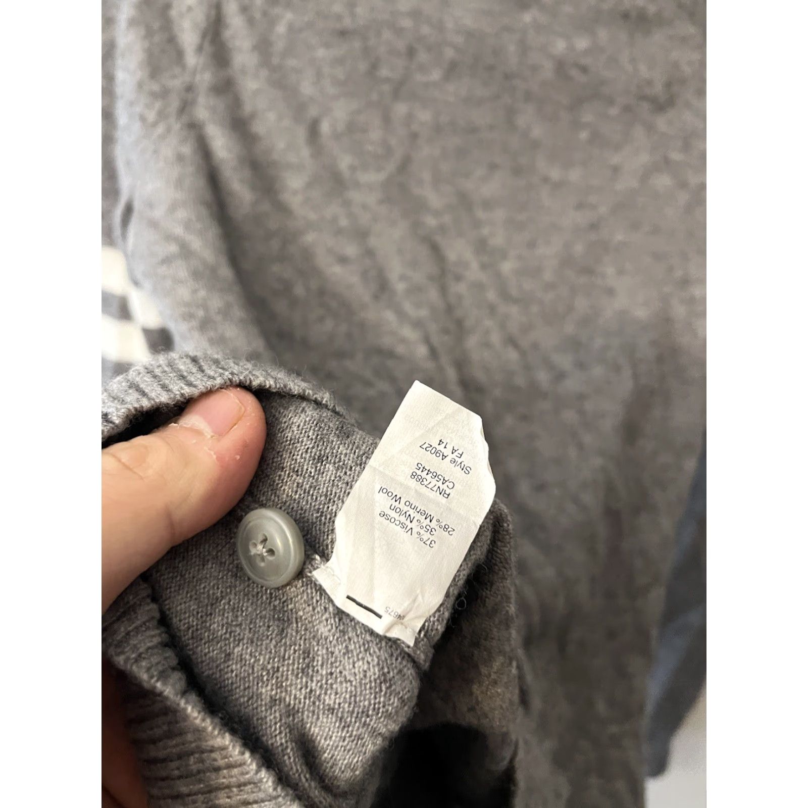 J.Crew Vintage J.Crew Womens Cardigan Sweater Small Gray Knit Wool Blend Pockets Casual Size S / US 4 / IT 40 - 4 Thumbnail