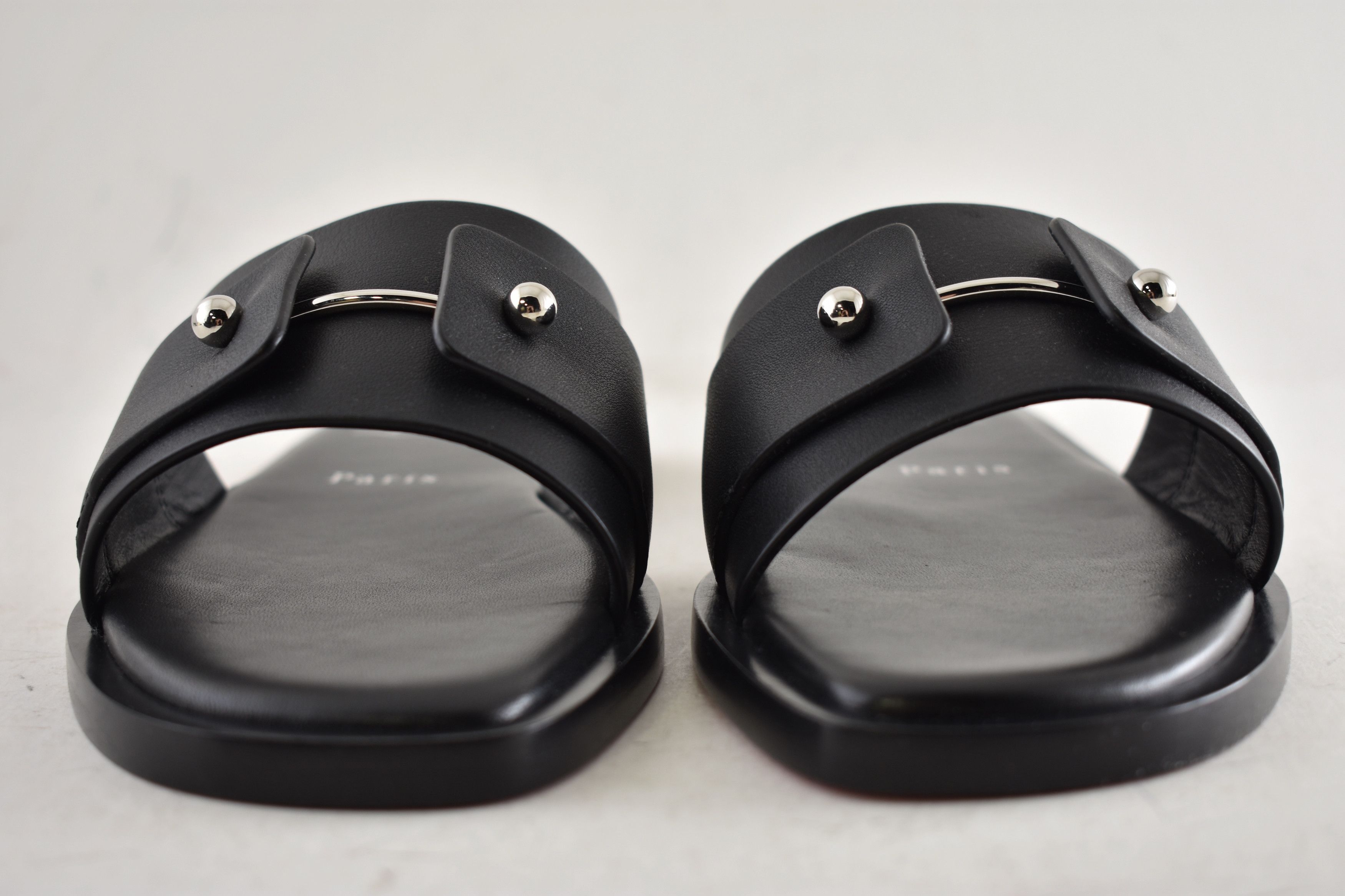 Christian Louboutin Chambelimule Donna Flat Black Calf Leather Slide Sandal 35 Size US 5 / IT 35 - 10 Thumbnail