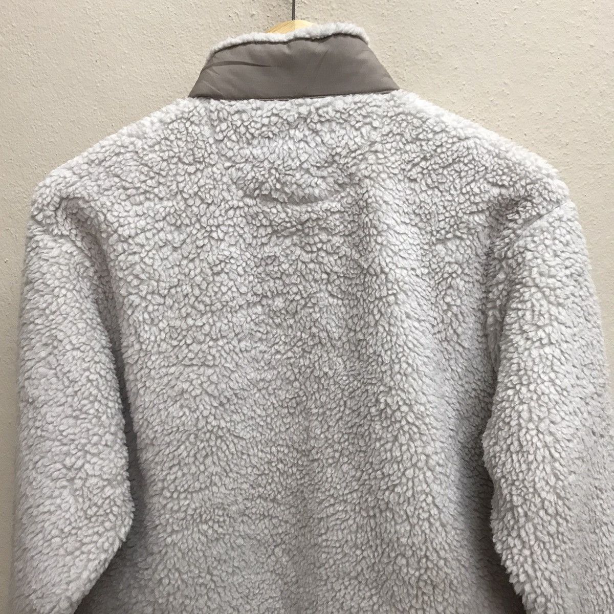 Japanese Brand × Uniqlo × White Mountaineering Uniqlo White Mountaineering Fleece Sherpa Halfbutton Sweater Size US S / EU 44-46 / 1 - 14 Thumbnail