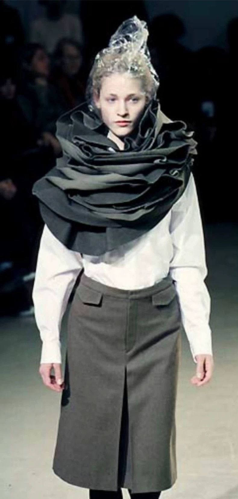 Junya Watanabe Junya Watanabe size s Medieval wool tight skirt Size 25" / US 0 / IT 36 - 6 Thumbnail