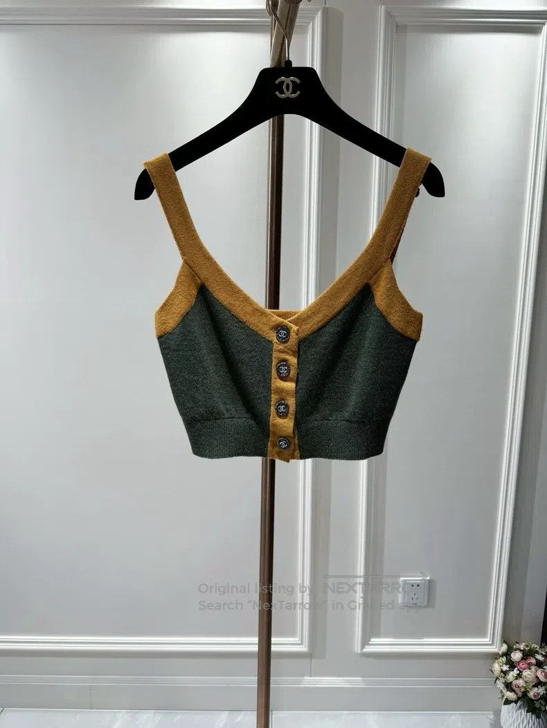 Chanel Dark green colour-blocked rhinestone buckle cashmer