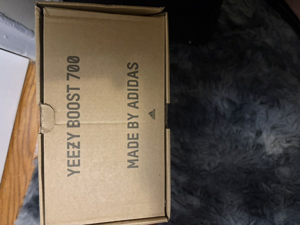 Yeezy Adidas Yeezy Boost 700 "Enflame Amber Size US 10.5 / EU 43-44 - 10 Thumbnail