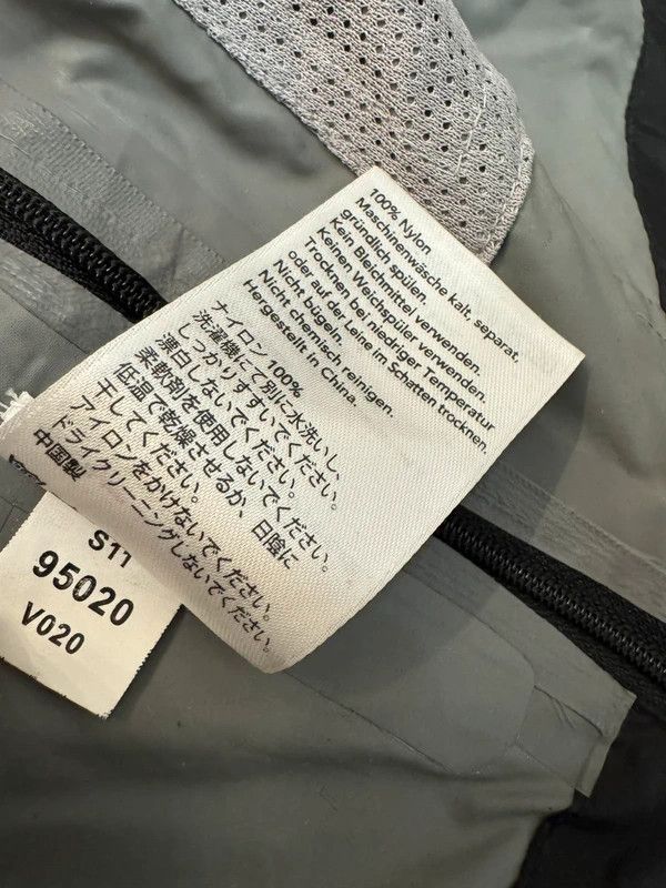 Outdoor Research Outdoor Research OR Light Trekking Waterproof Jacket size XL Size XL / US 12-14 / IT 48-50 - 10 Thumbnail
