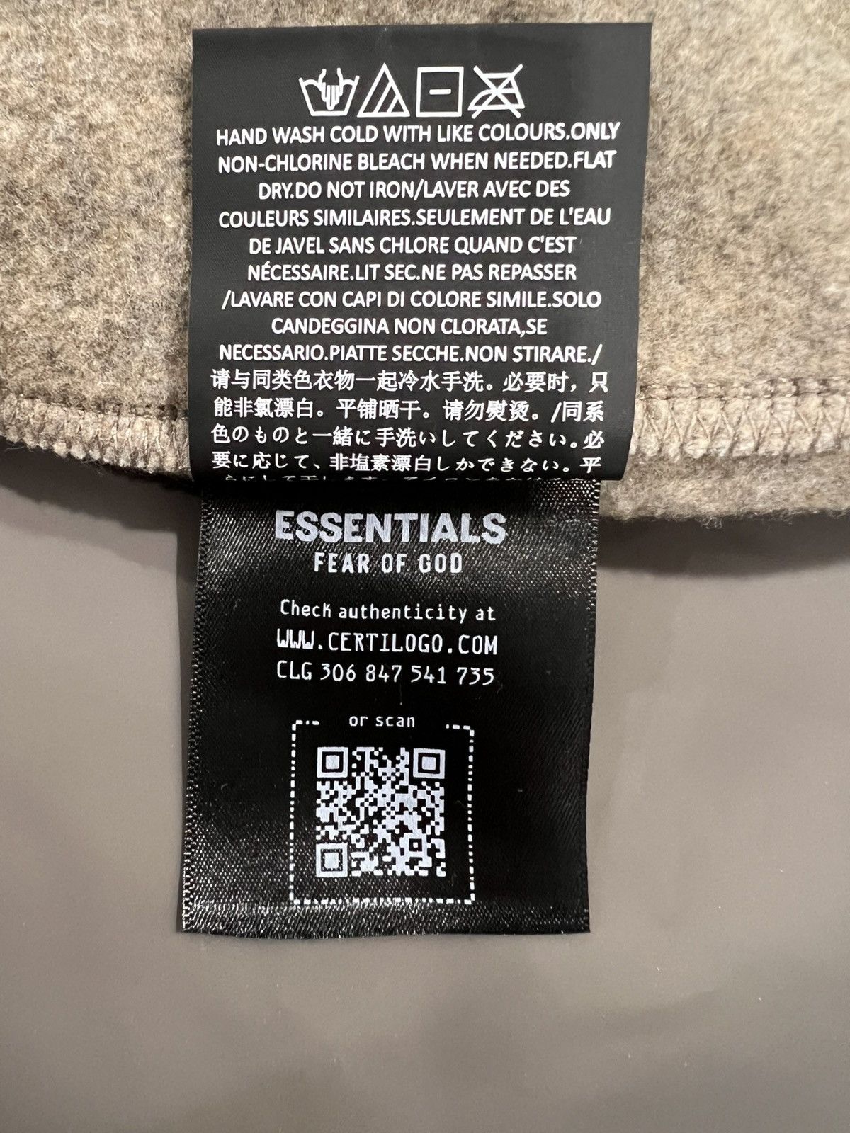 Essentials Essentials homestead h classic shorts size large Size US 34 / EU 50 - 7 Thumbnail
