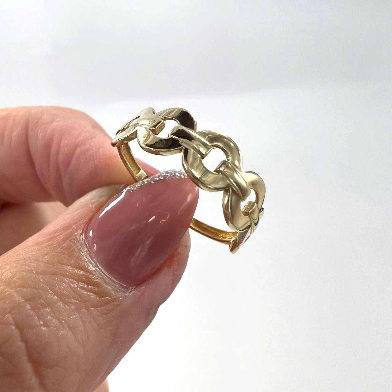Other 14K yellow gold ring with a delicate and elegant design Size ONE SIZE - 9 Thumbnail