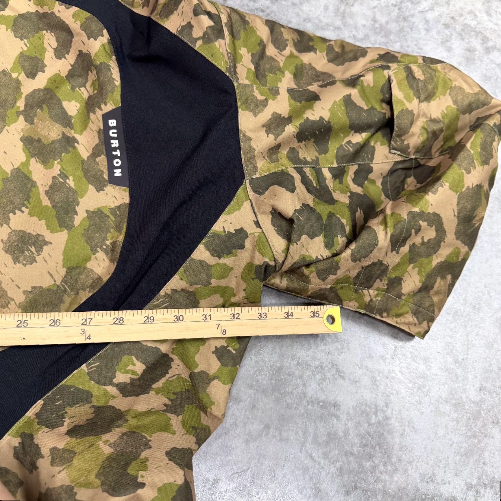 Burton Burton Jacket Mens Large Camo Hooded Full Zip Fleece Lined Ski Snow Outdoor Size US L / EU 52-54 / 3 - 7 Thumbnail