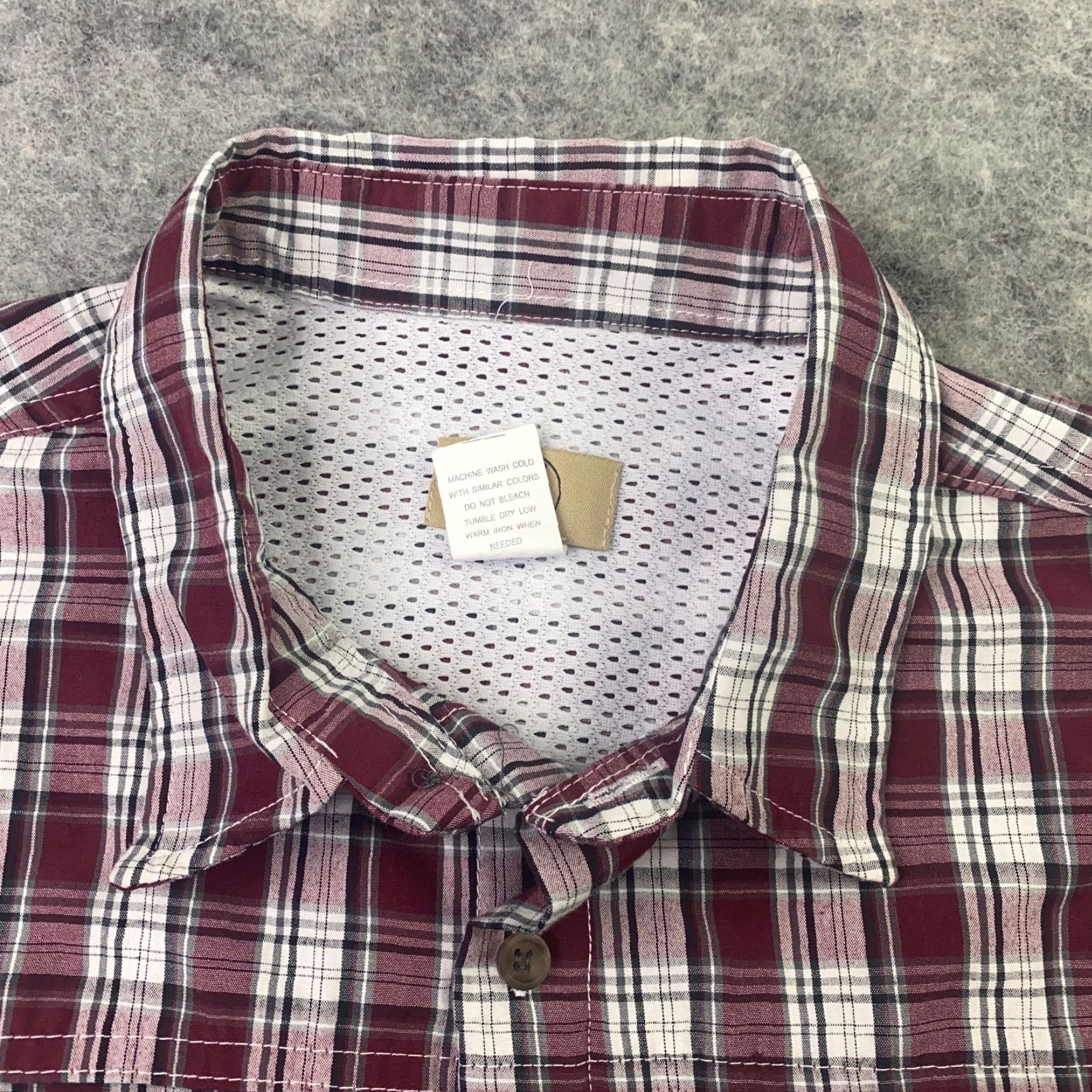 Haband Haband Travelers Mens Shirt Medium Maroon Plaid Button Up Short Sleeve Safari Regular Mens Size US M / EU 48-50 / 2 - 6 Thumbnail
