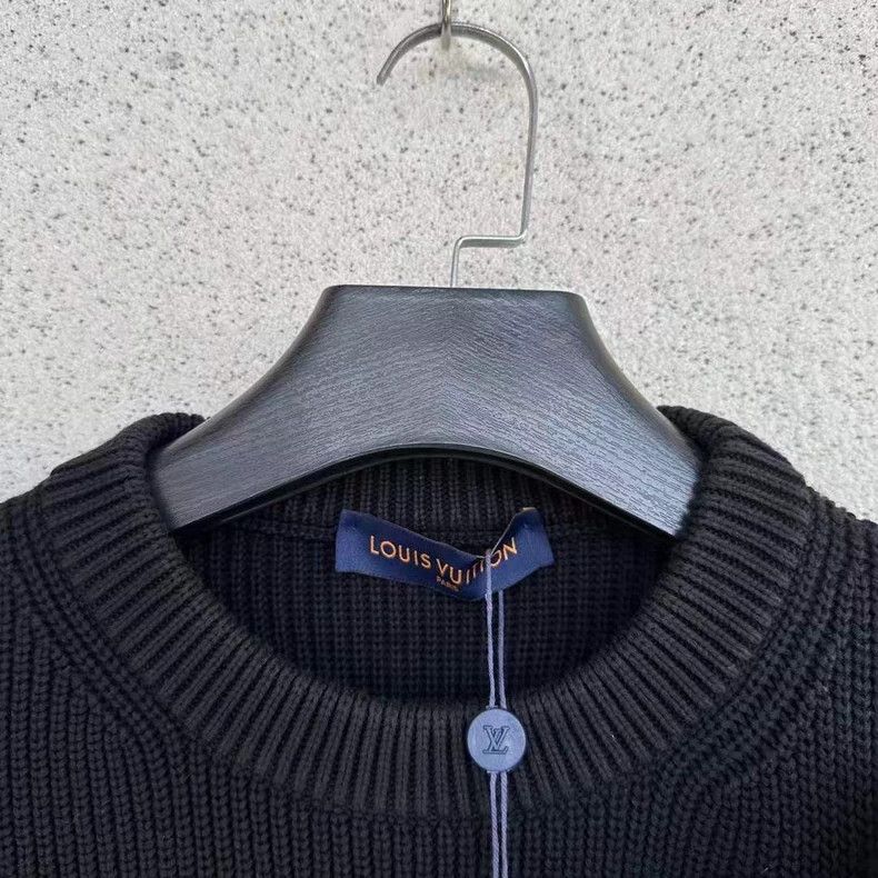 Louis Vuitton Louis Vuitton Bear Sweater Size US L / EU 52-54 / 3 - 2 Thumbnail