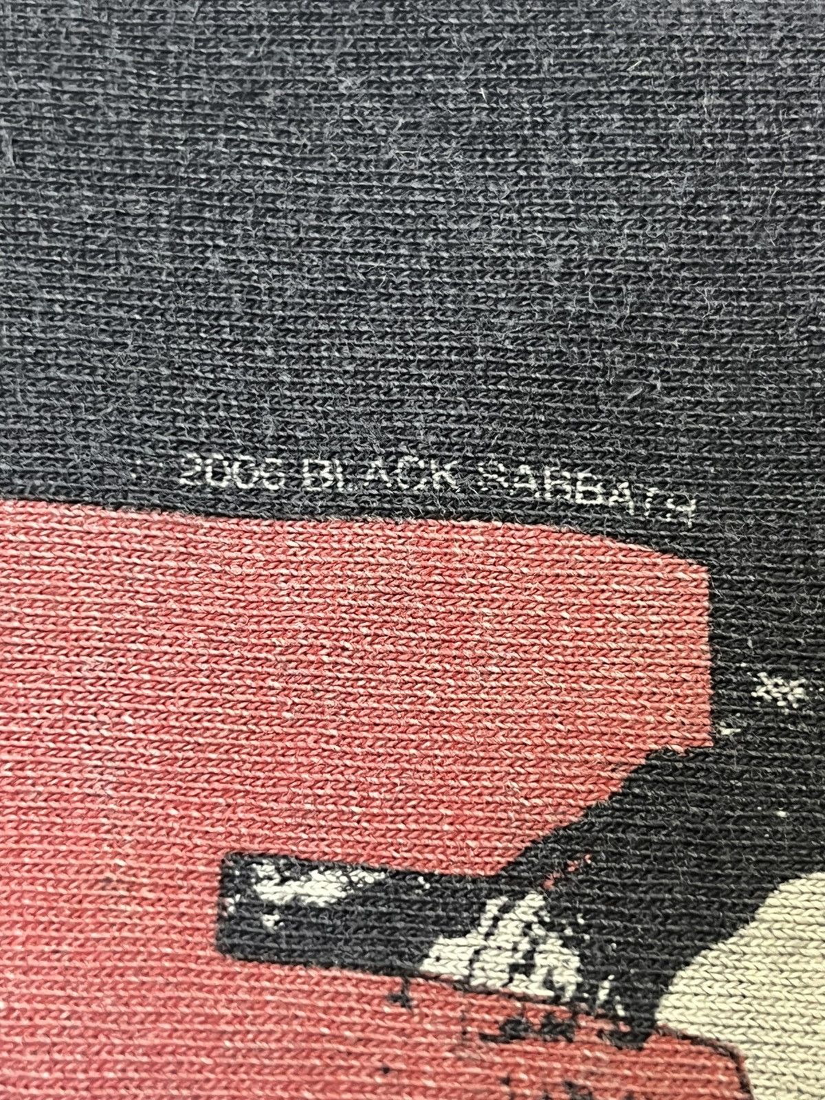 Band Tees Vintage y2k band BLACK SABBATH 2006 sunfaded tee shirts Size US XL / EU 56 / 4 - 13 Thumbnail