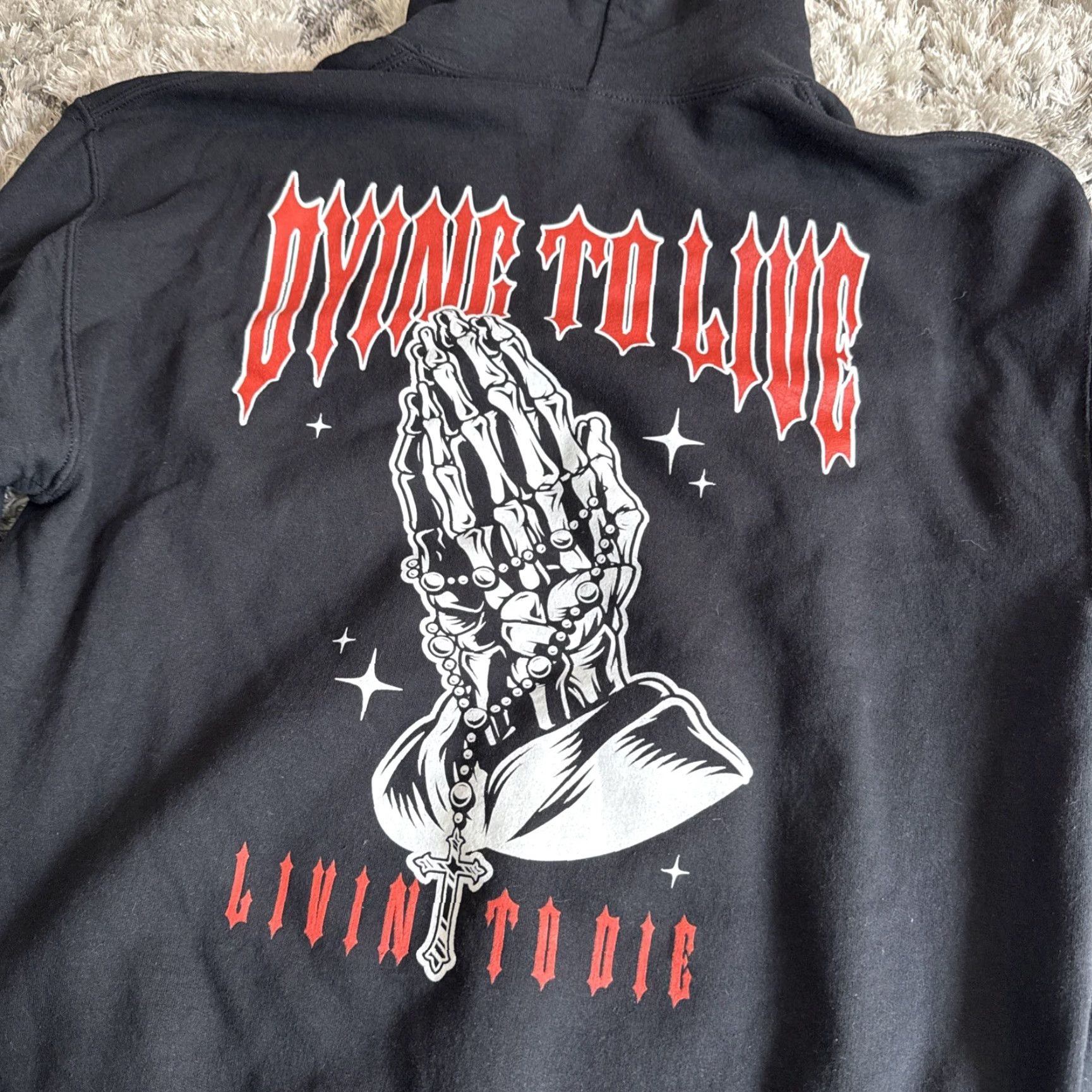 Olive VINTAGE? Popular Poison Hoodie Black Pullover Men L Adult Large Dying To Live Livin To Die Size US L / EU 52-54 / 3 - 2 Thumbnail