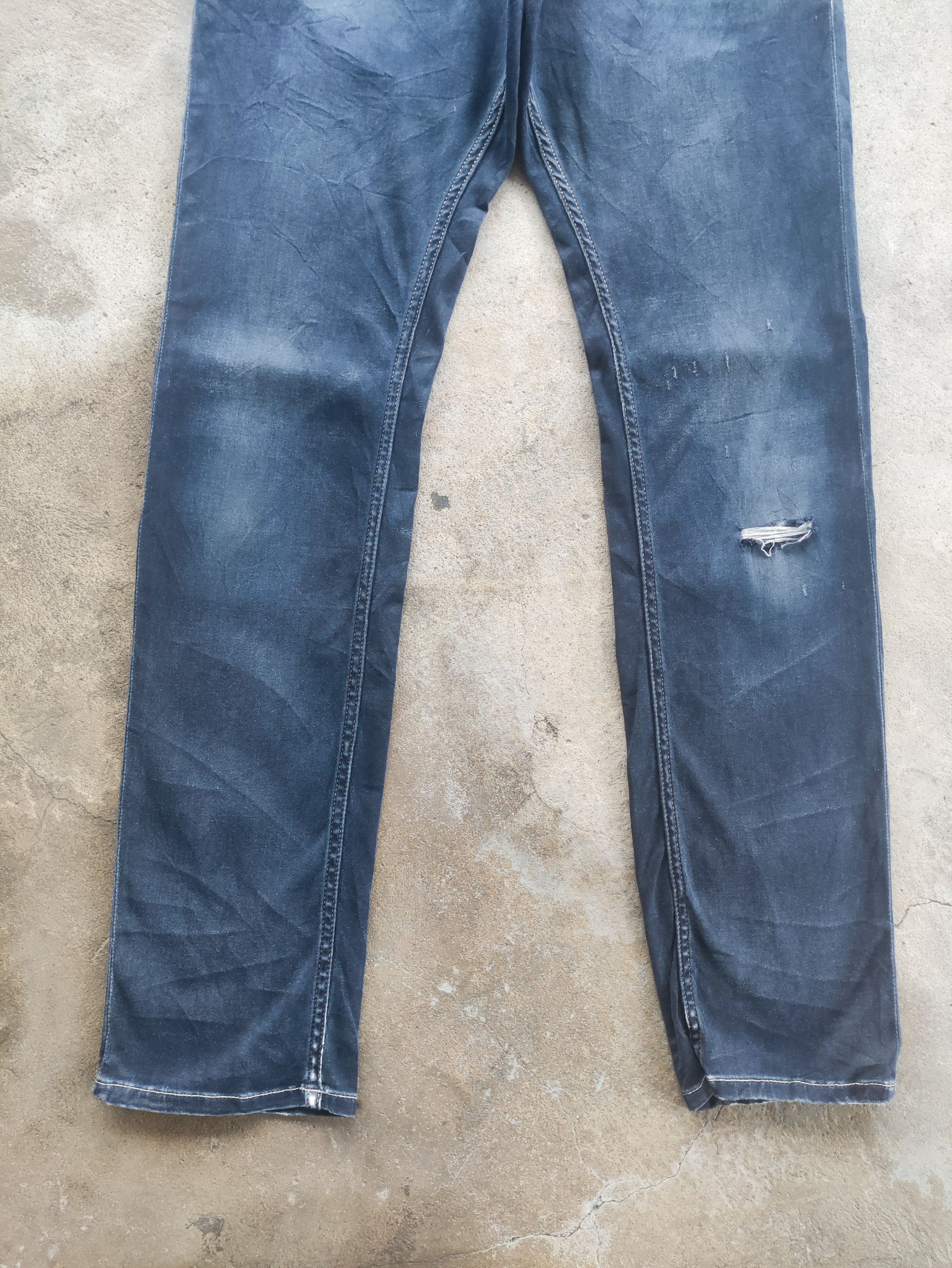 Japanese Brand Vintage Japanese Brand Straight Cut Ripped Pants Size US 34 / EU 50 - 4 Thumbnail