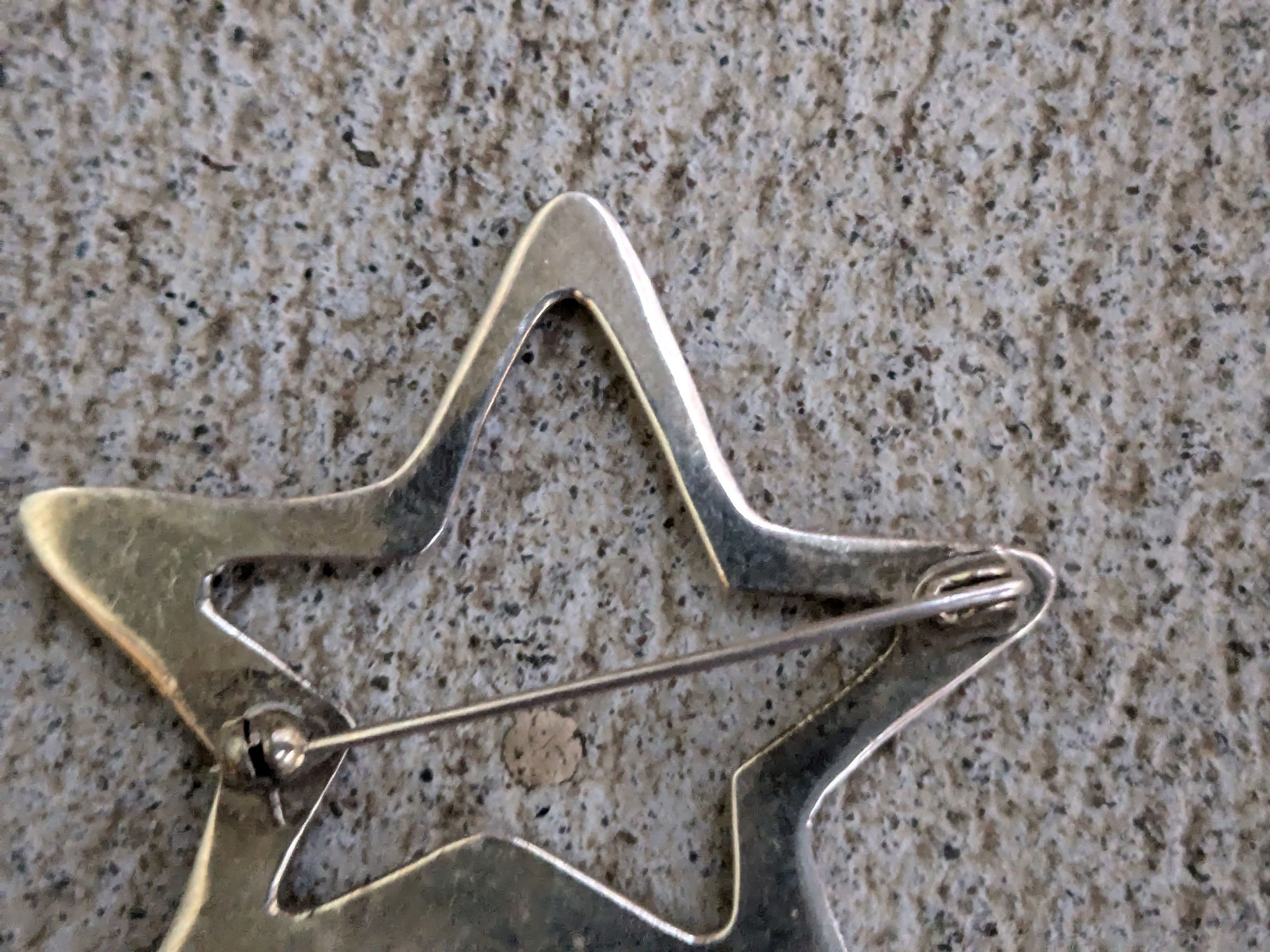 Vintage Vintage Sterling Silver Brooch Pin Star Hollow Puffy Size ONE SIZE - 7 Thumbnail