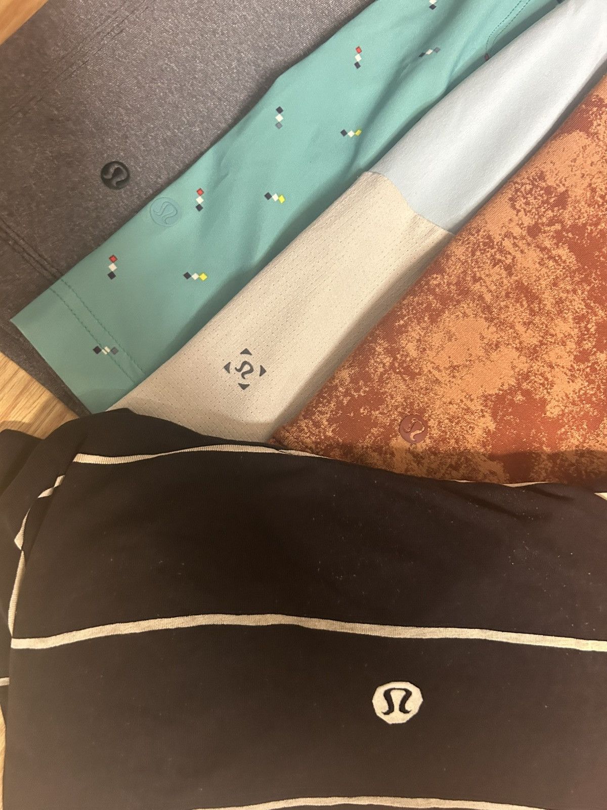 Lululemon Lululemon Men’s 5-Piece Activewear Bundle Size Medium Size US M / EU 48-50 / 2 - 7 Thumbnail