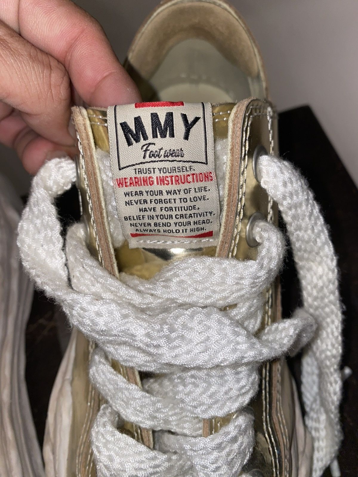 Maison MIHARA YASUHIRO Mihara Yasuhiro Off-Gold Hank Sole Low Sneakers Size 8 Size US 8 / EU 41 - 8 Thumbnail
