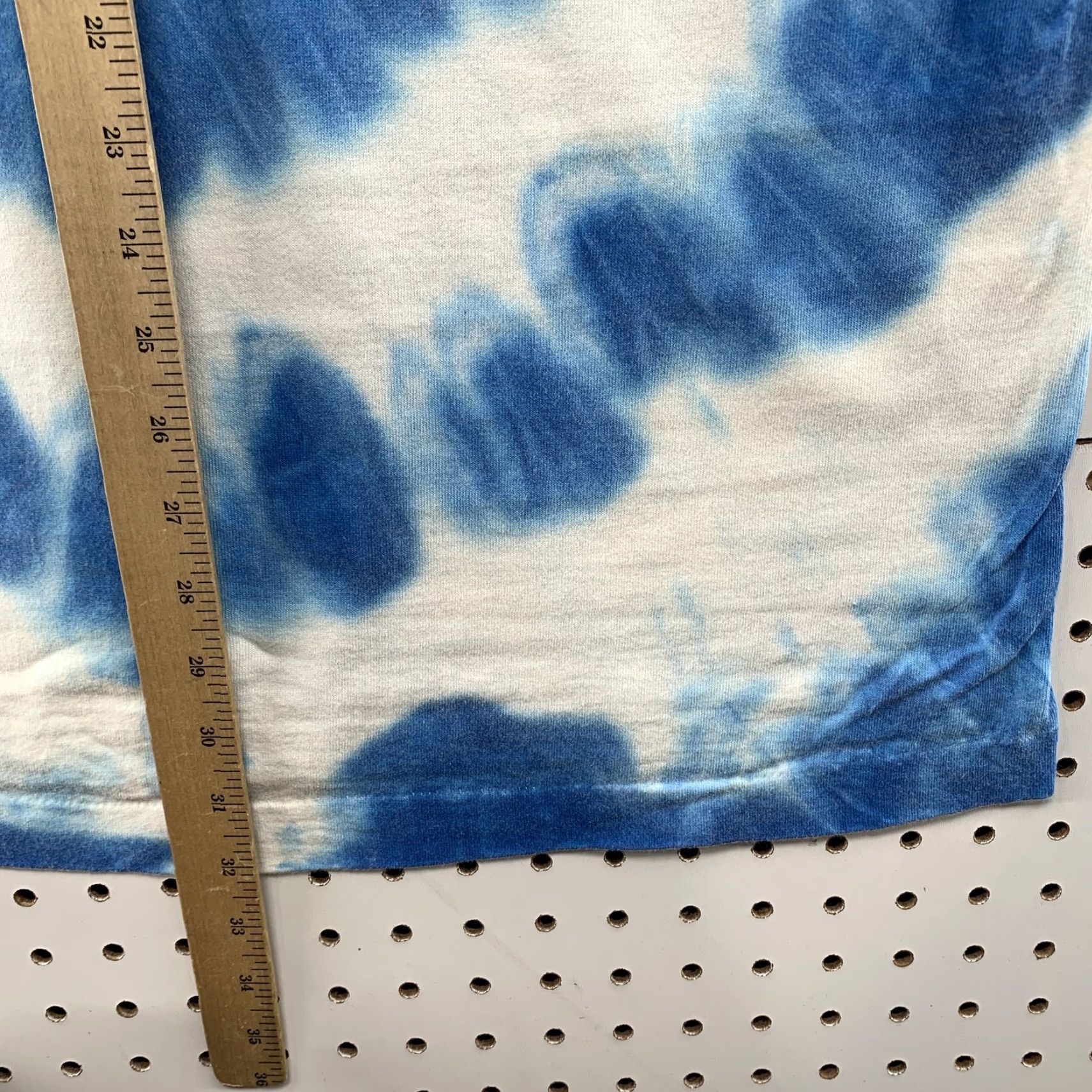 Vintage VINTAGE Freeze T-Shirt Main Selling Point: 90s Tie Dye Heart Shirt Mens XL Blue - 1990s Graphic Print Crew Neck Cotton USA Made Mens XL 90s Theme Size US XL / EU 56 / 4 - 7 Thumbnail