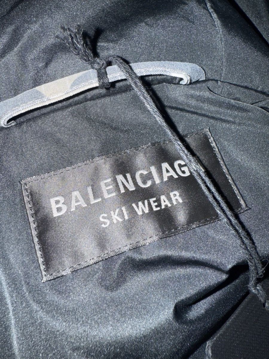 Balenciaga Balenciaga Snow Camo Ski Wear Parka Size US L / EU 52-54 / 3 - 7 Thumbnail