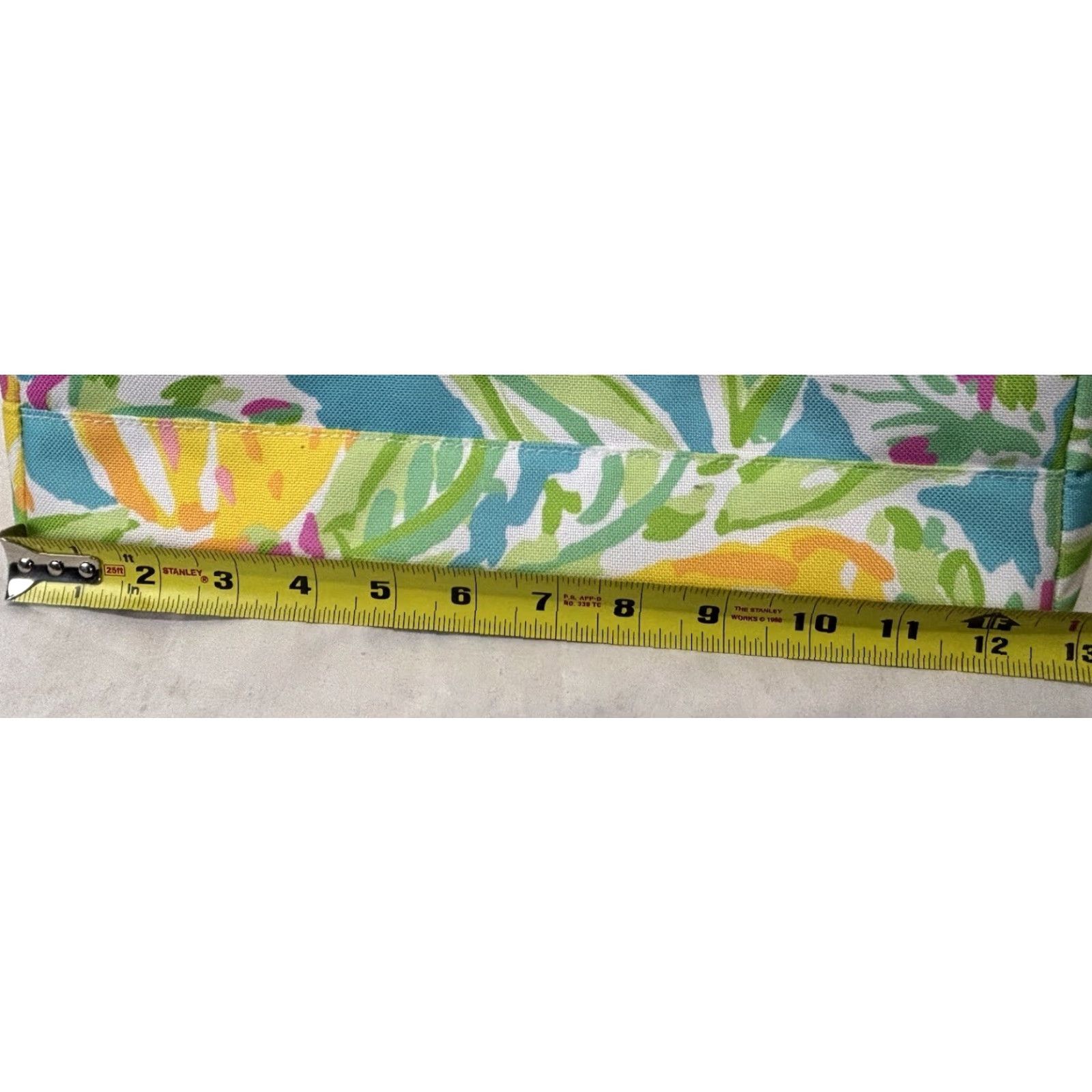 Lilly Pulitzer LILLY PULITZER x ESTEE LAUDER Tote Bag LEMONS / FLORAL Yellow Green Pink EUC Size ONE SIZE - 6 Thumbnail