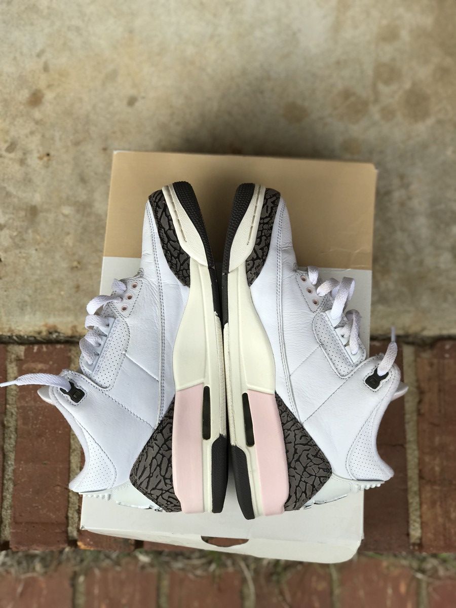 Jordan Brand Air Jordan 3 Retro Neapolitan W Size 8.5 Size US 8.5 / IT 38.5 - 5 Thumbnail