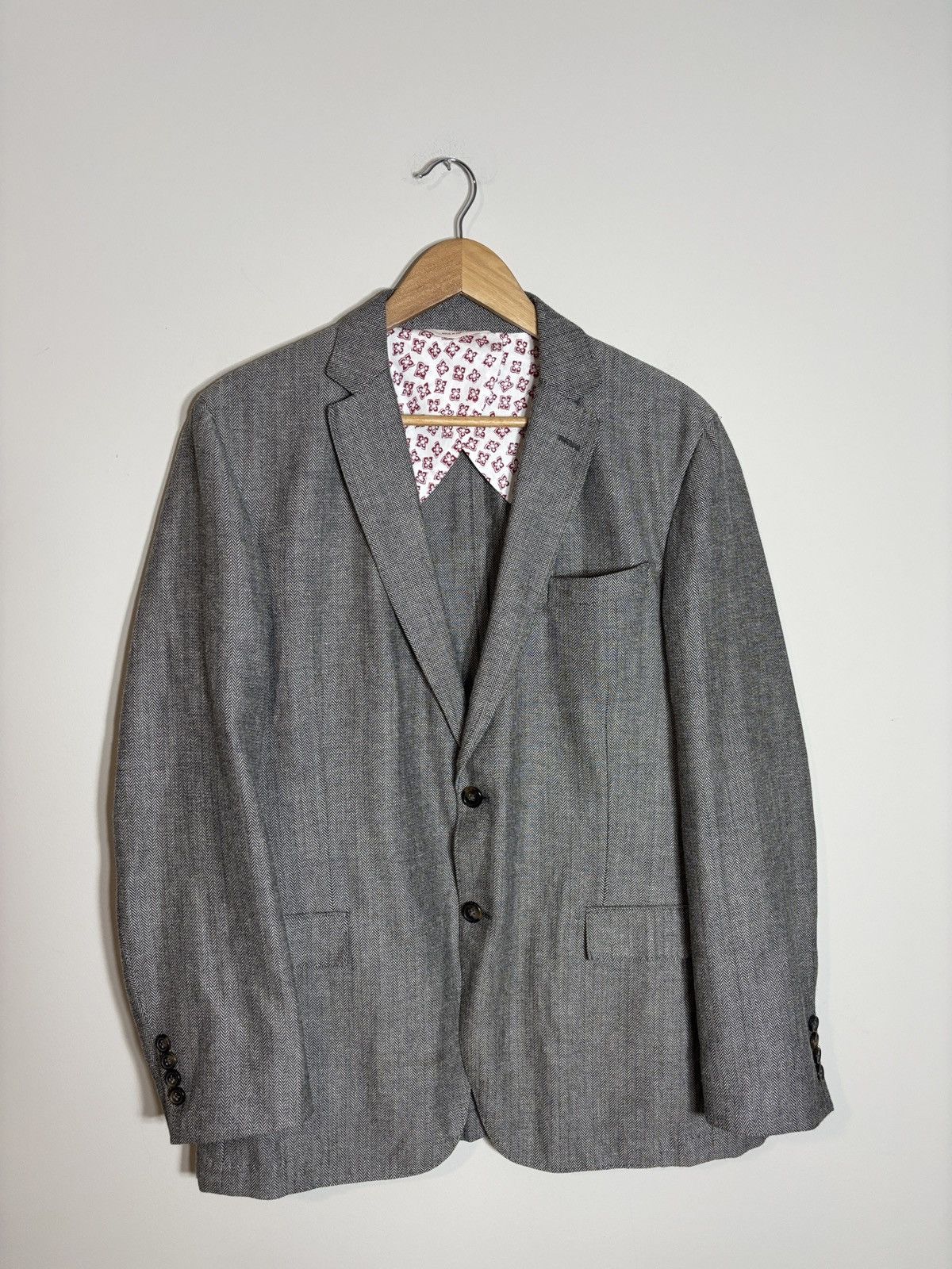 Brooks Brothers Brooks Brothers Red Fleece Grey Herringbone Blazer 44L Size 44L - 1 Thumbnail
