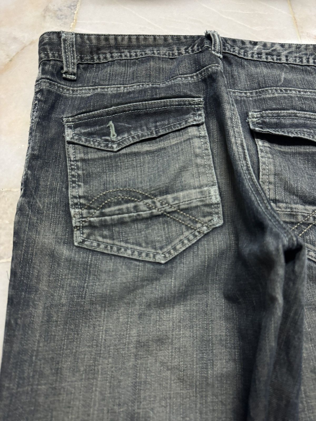 Japanese Brand 💥GRUNGE💥90's STYLE INSANE JULES CLAWMARK DISTRESS DARK JEANS Size US 33 - 14 Thumbnail