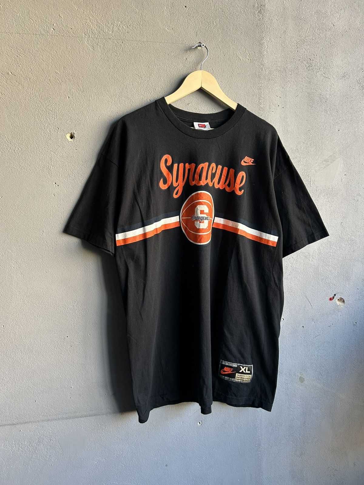 Nike Vintage 90s Nike Syracuse Black Y2K Hype T-shirt Size XL Size US XL / EU 56 / 4 - 1 Thumbnail