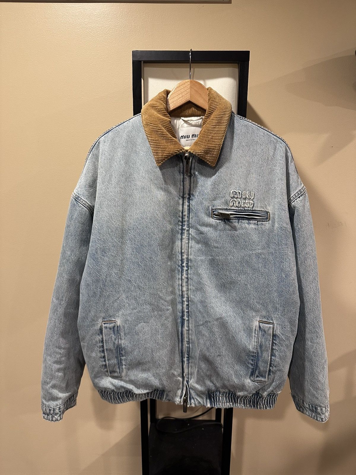 Miu Miu Miu Miu FW24 Corduroy Collar Light Wash Denim Jacket Size US L / EU 52-54 / 3 - 3 Thumbnail