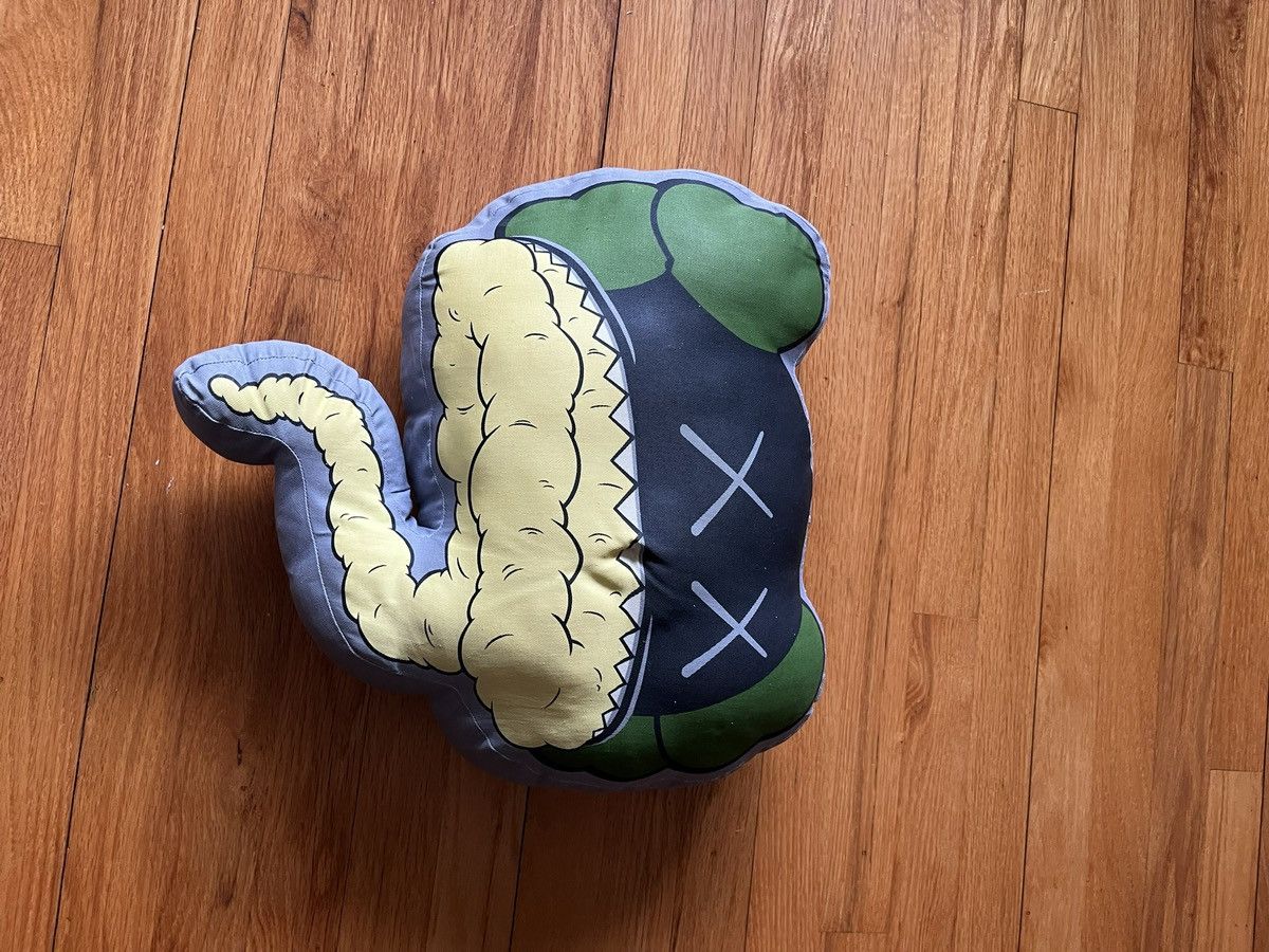 image of Kaws Chomper Pillow in Green, Men's