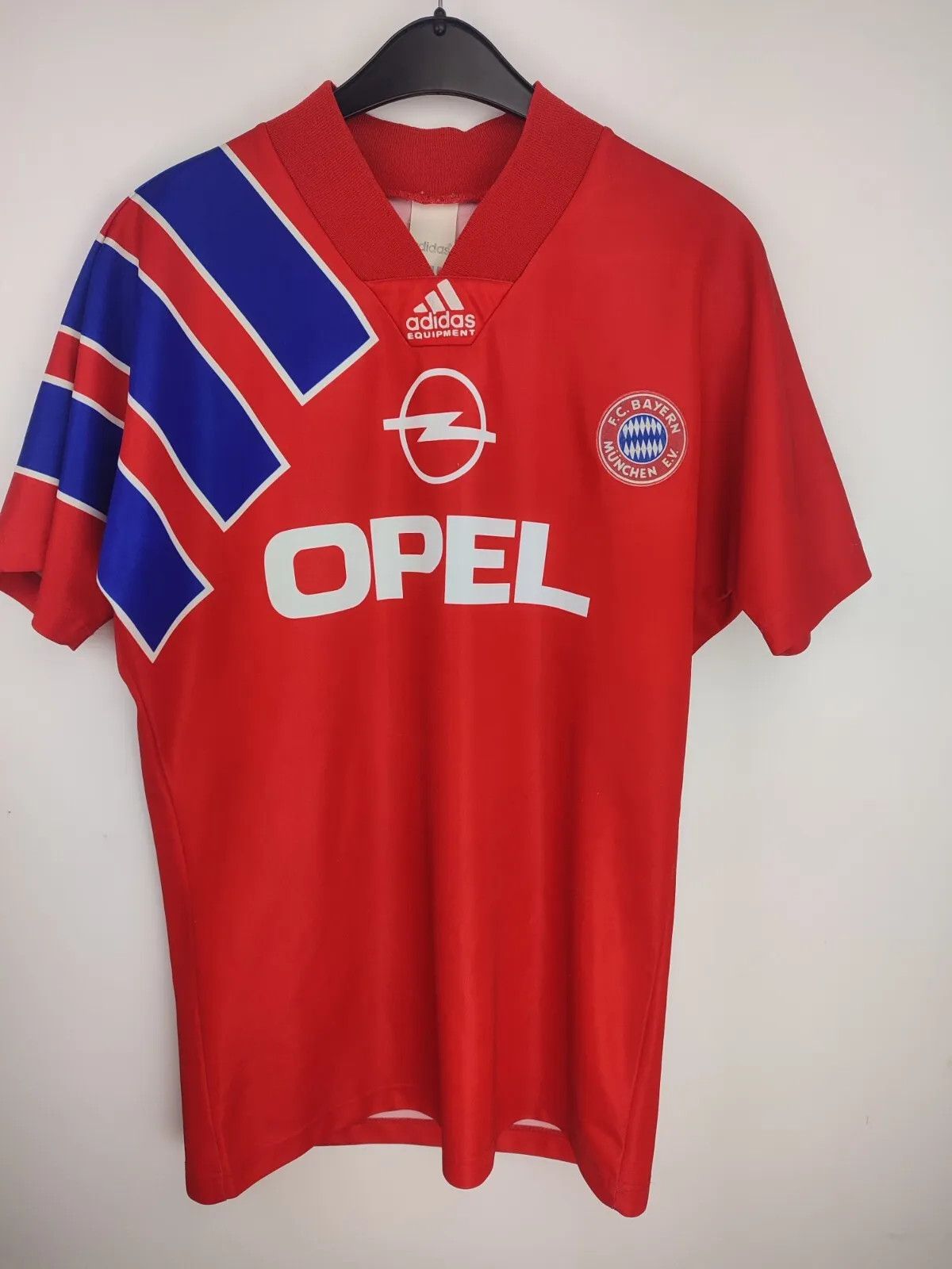 Vintage 1991-93 FC Bayern FC Bayern Munich Munchen Home FOOTBALL Size US S / EU 44-46 / 1 - 13 Thumbnail