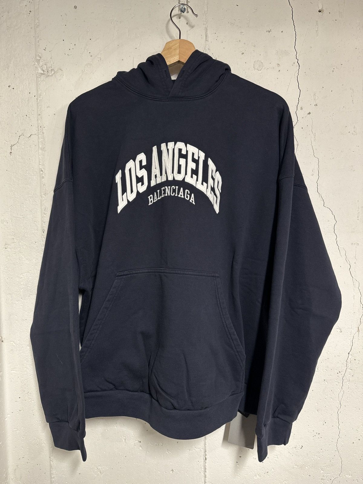 Balenciaga Balenciaga City Series Hoodie Los Angeles 41/100 Size US S / EU 44-46 / 1 - 1 Thumbnail