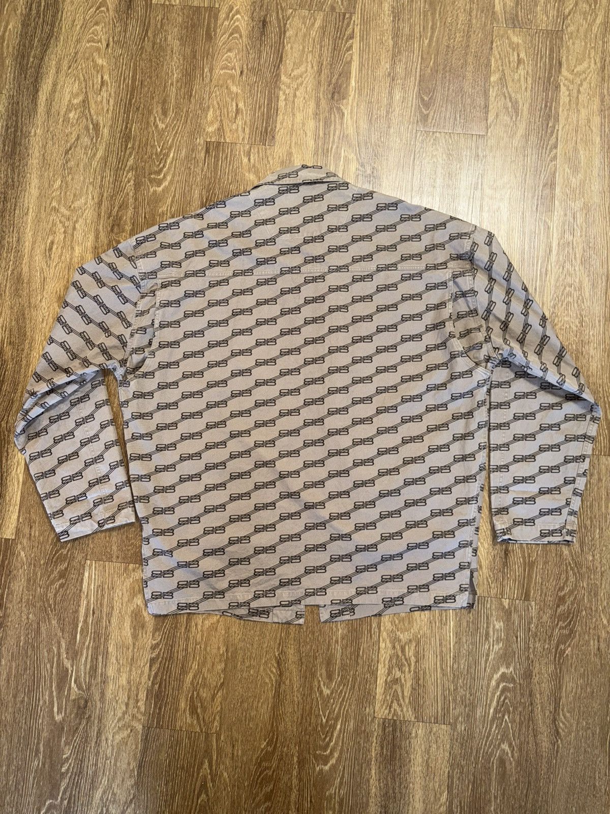 Balenciaga Balenciaga Monogram Beige Button Up Long Sleeve Shirt Size US XXS / EU 40 - 4 Thumbnail