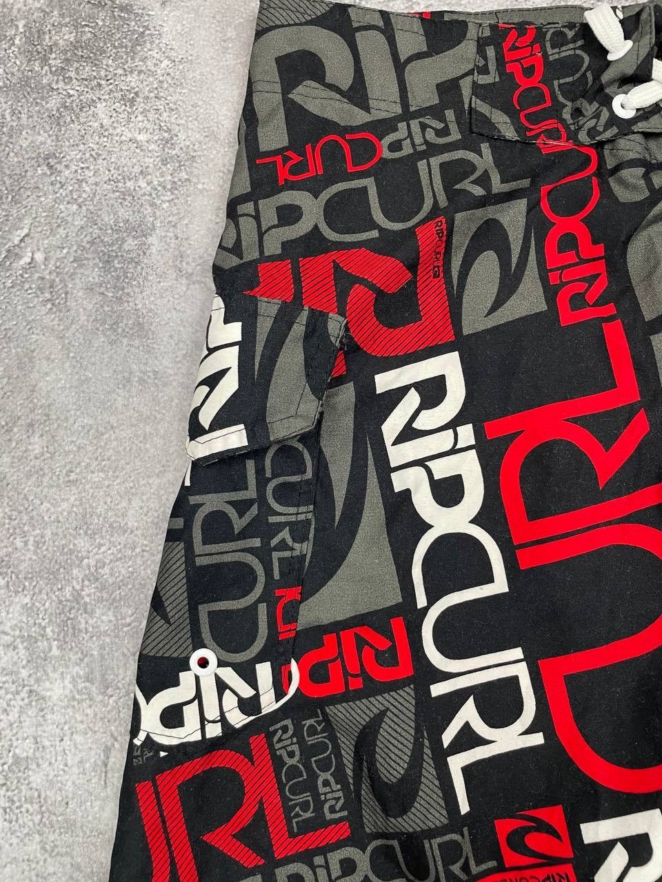 Ripcurl Rip Curl Men Swim Shorts Black Red Print Size W30 Large Size US 30 / EU 46 - 3 Thumbnail