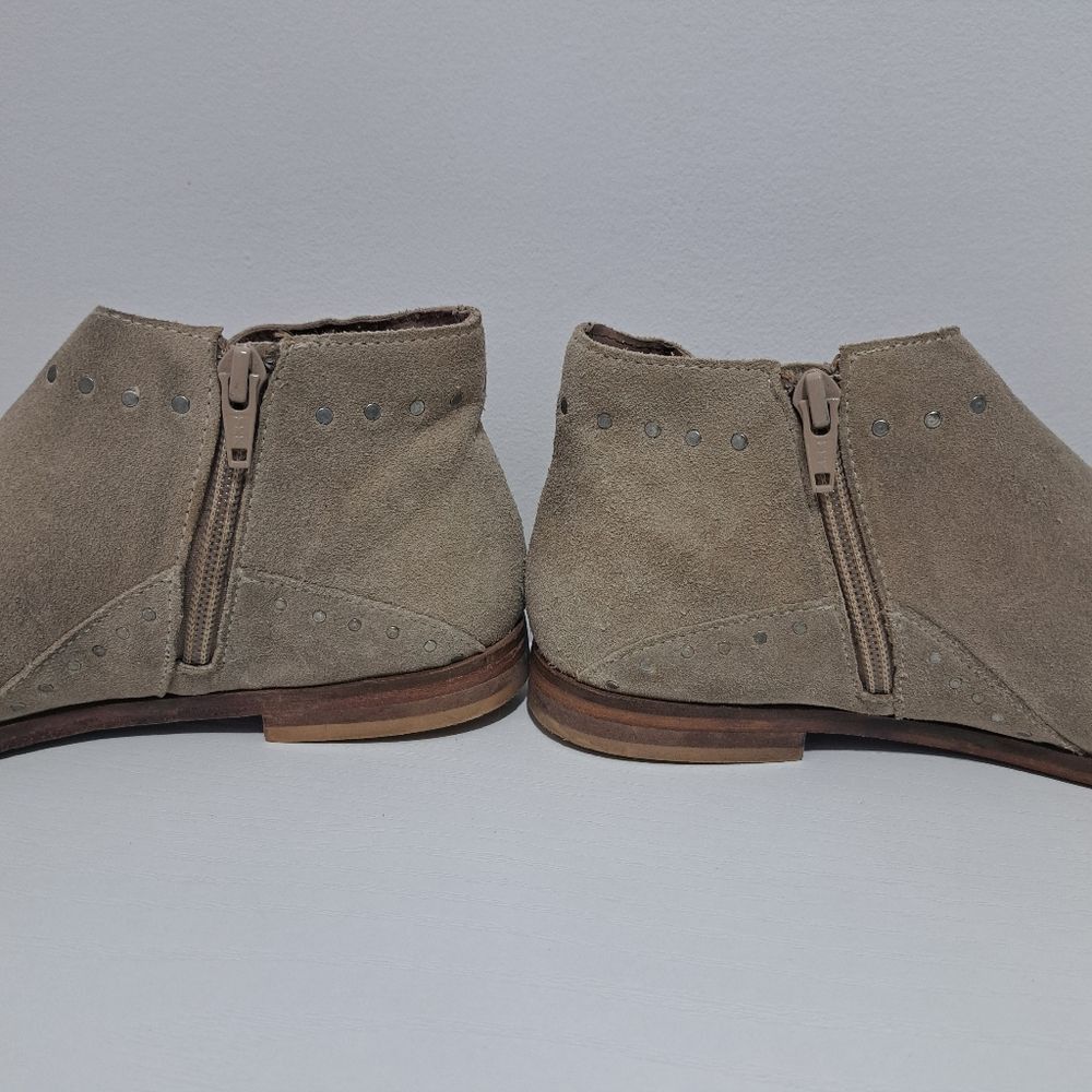 Free People Free People Aquarian Studded Leather Distressing Suede Ankle Boots Taupe Size 6 Size US 6 / IT 36 - 13 Thumbnail