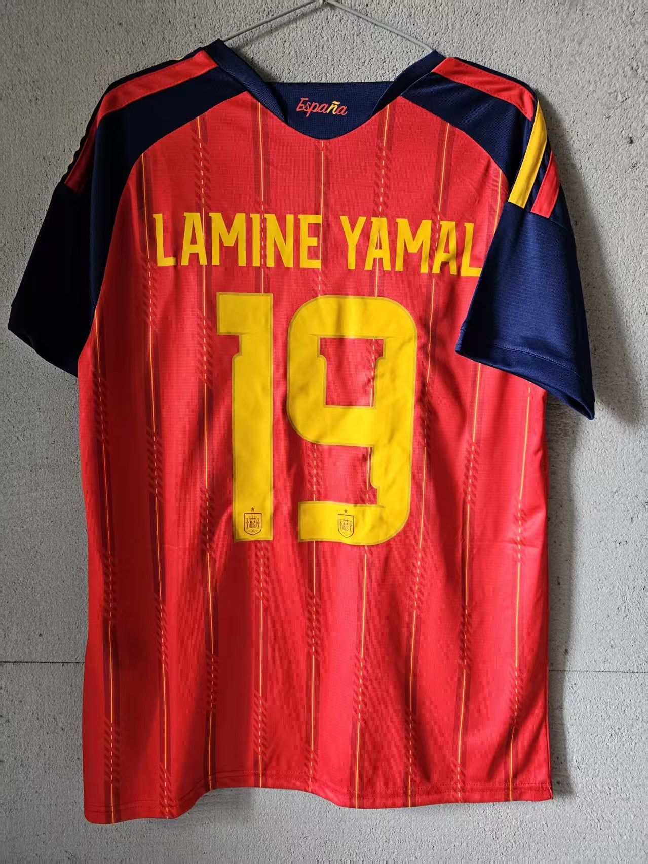 Other Lamine Yamal Jersey 2025 26 Spain Home Size US XL / EU 56 / 4 - 2 Thumbnail