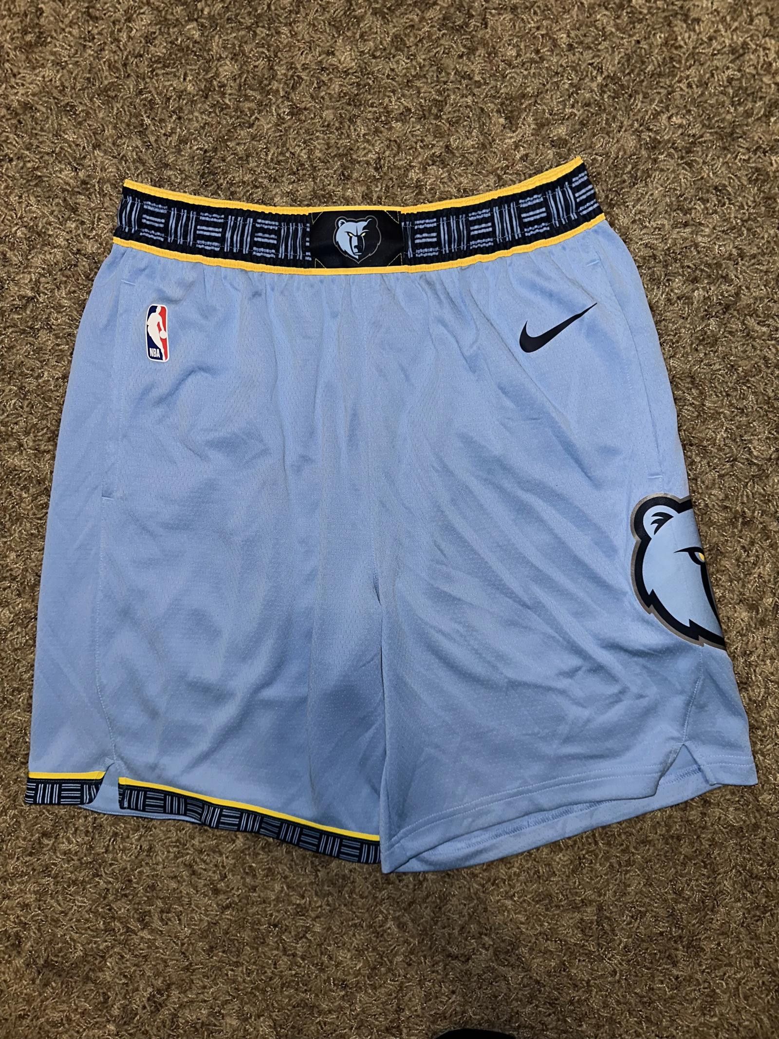 Nike Nike Men’s NBA Memphis Grizzlies Swingman Shorts Sample Size US 34 / EU 50 - 1 Thumbnail