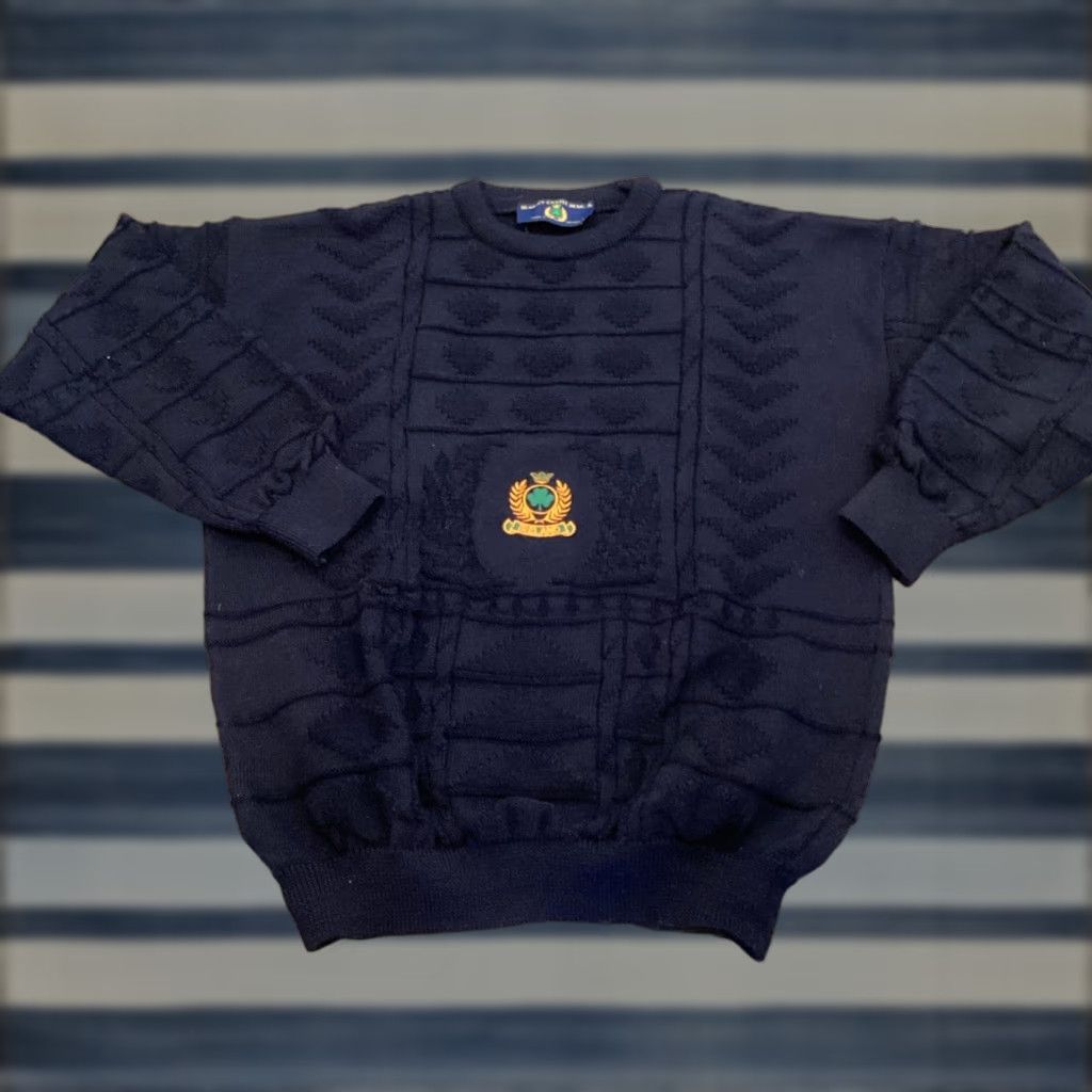 Vintage VINTAGE Blarney Castle Irish Wool Cable Knit Sheep Sweater Unisex Adults Crew Neck Long Sleeve Size L Blue 90s Embroidered Sheep Pattern Mens Womens Size L / US 10 / IT 46 - 1 Thumbnail
