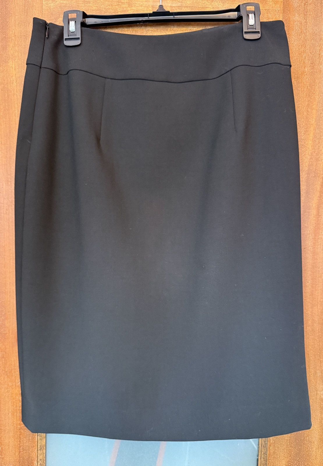 Other Carlisle Women’s Vtg Black Pencil Skirt Blue Floral Leather Size 30" / US 8 / IT 44 - 8 Thumbnail