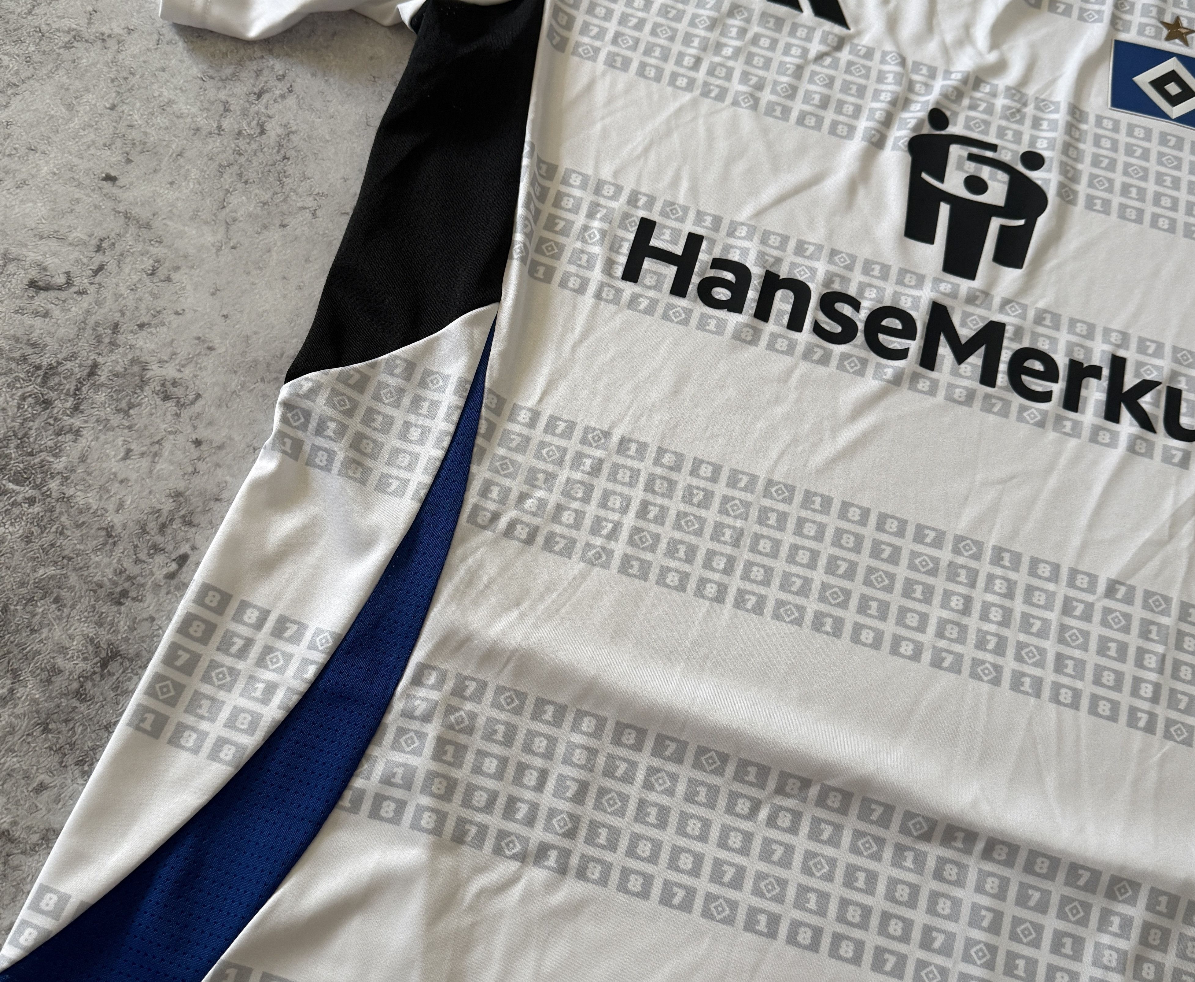 Adidas Hamburg 24-25 Home Kit SHIRT JERSEY ADIDAS RARE IP2175 L Size US L / EU 52-54 / 3 - 5 Thumbnail