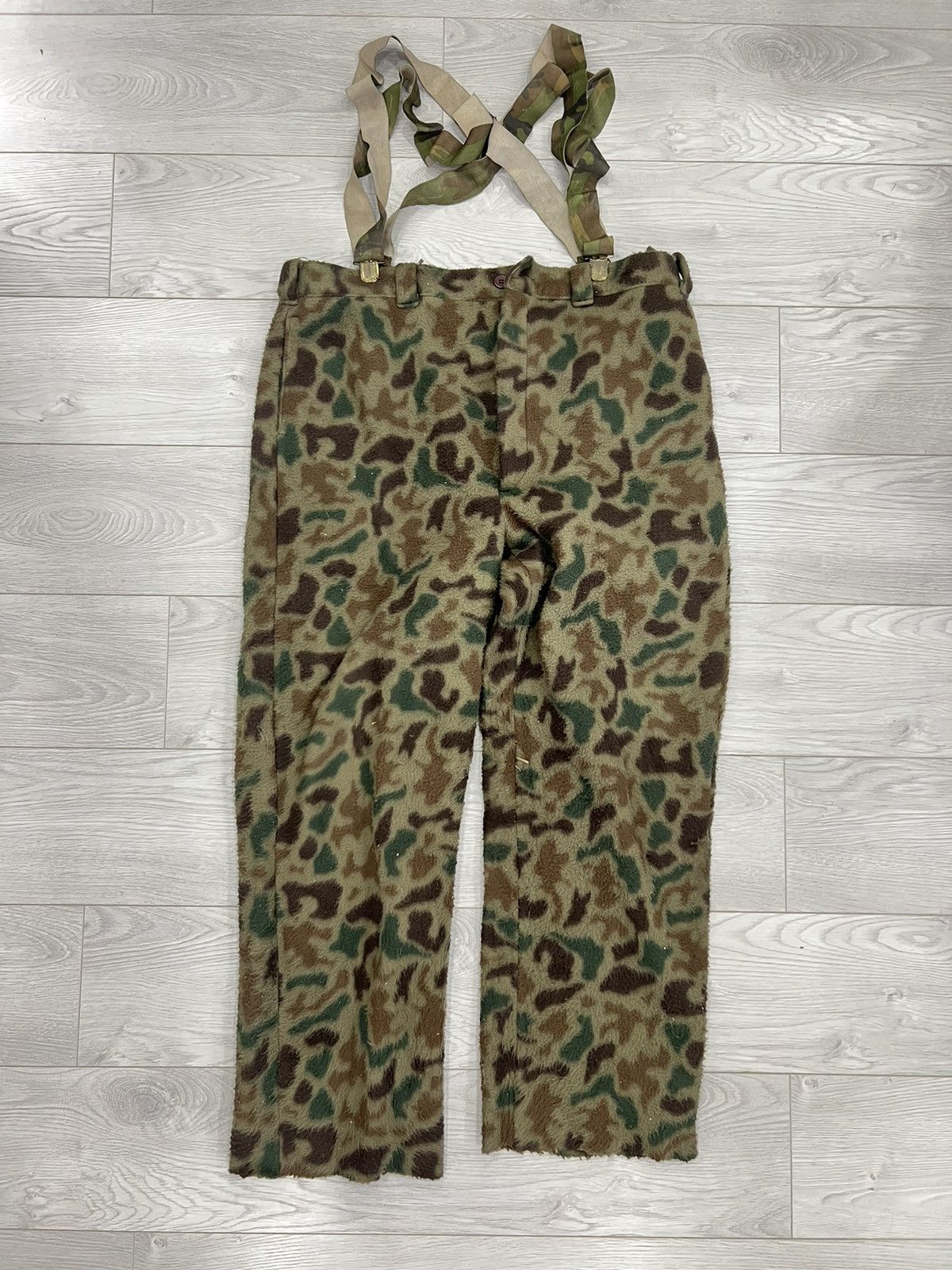 Woolrich Woolen Mills Vtg Woolrich Duck Camo Fleece Pants Removable Suspenders XL Size US 36 / EU 52 - 1 Thumbnail
