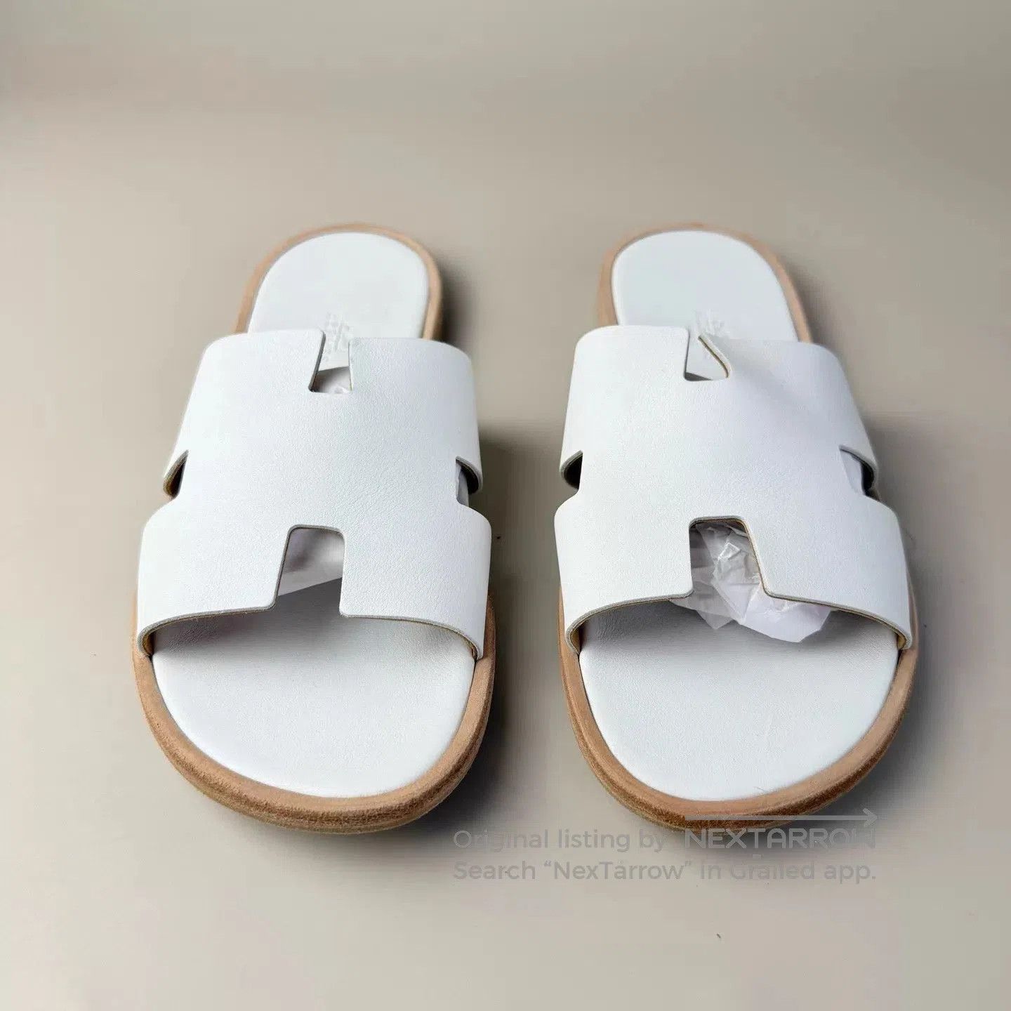 Hermes White Open-Toe Slides Size 8. Size US 8 / EU 41 - 2 Thumbnail