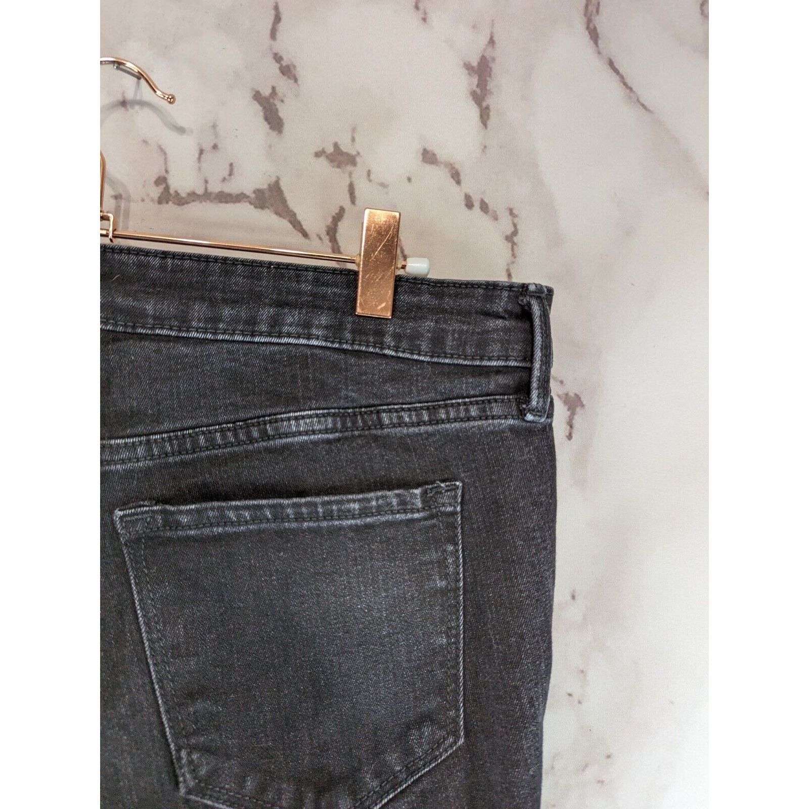 Old Navy Old Navy Jeans Womens 10 X 28 Mid Skinny Denim Distressed Size 32" / US 10 / IT 46 - 10 Thumbnail