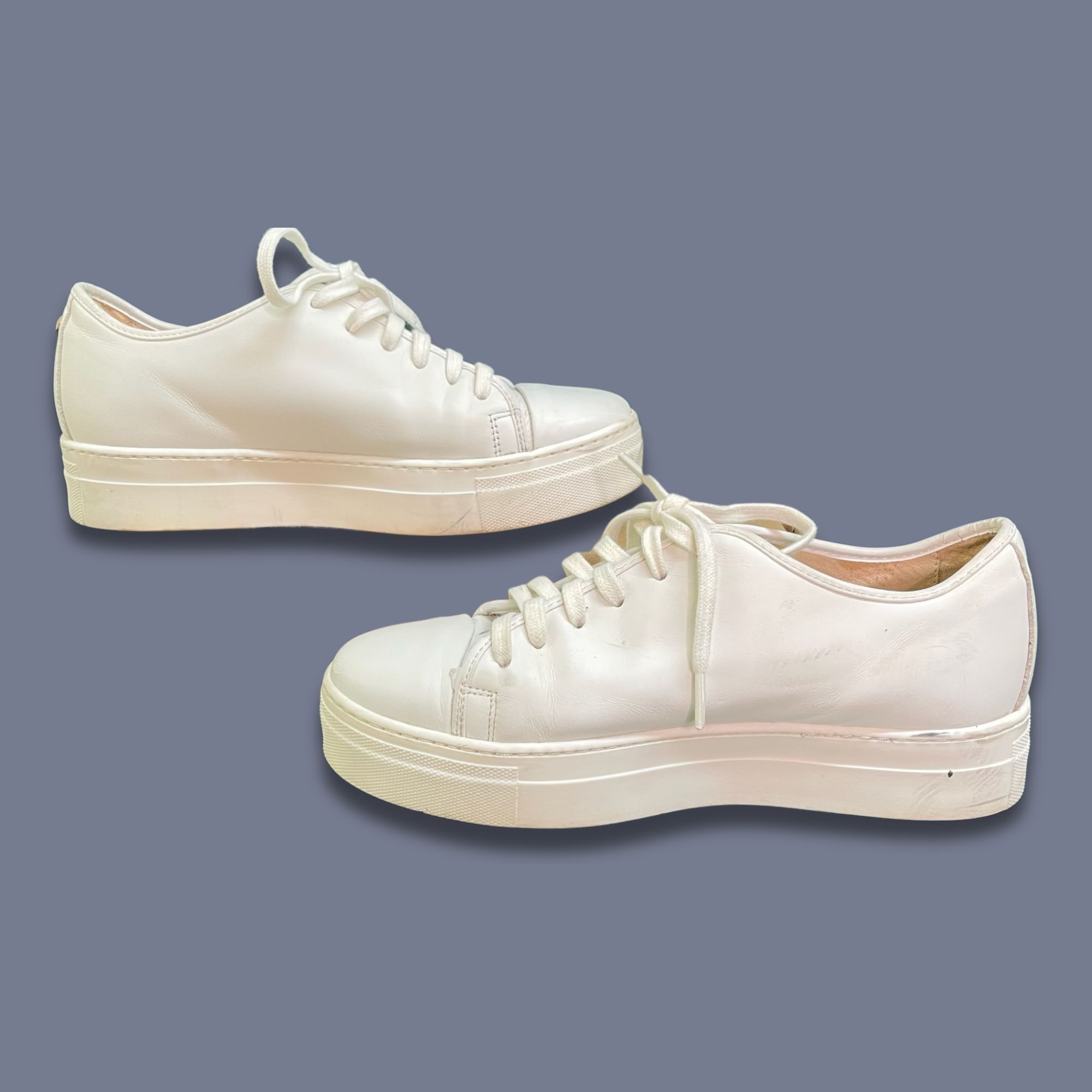 Valentino Valentino Womens Leather Low-Top Sneakers White Size 9 Made Size US 9 / IT 39 - 3 Thumbnail
