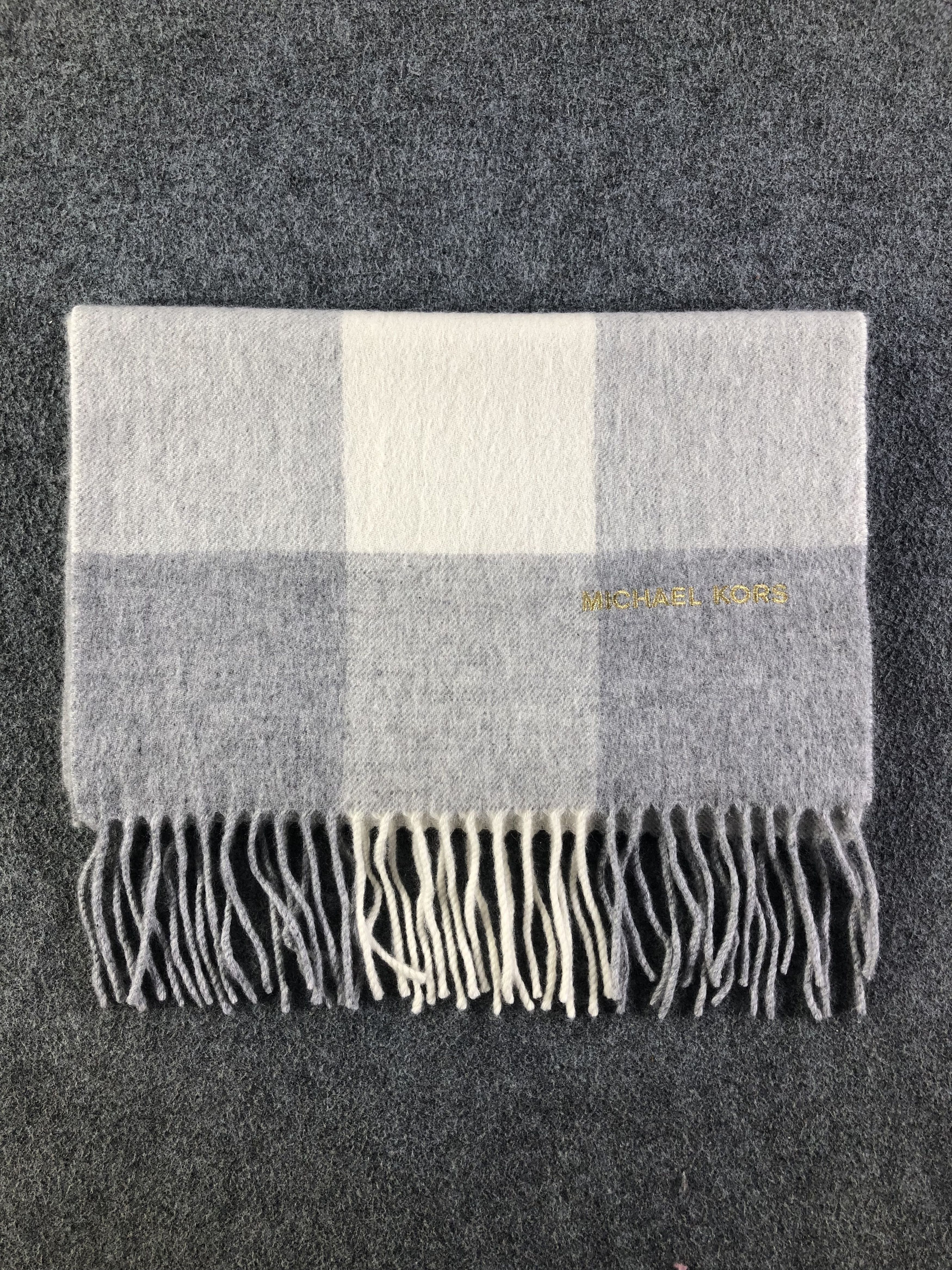 Michael Kors Michael Kors Scarf / Muffler / Neckwear Size ONE SIZE - 7 Thumbnail