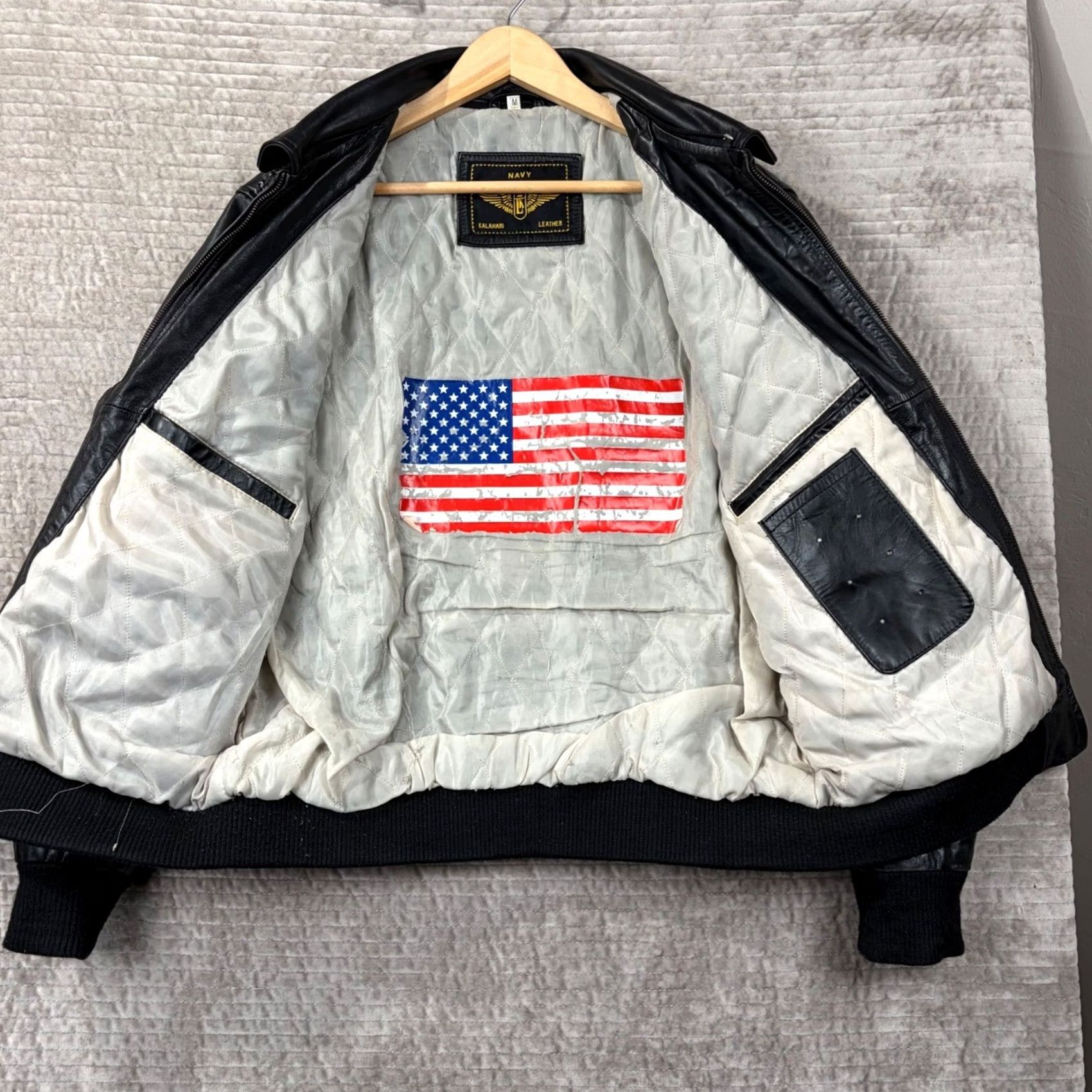 Vintage VINTAGE Kalahari Leather Bomber Jacket Mens M Black Zip USA Flag Lined Size US M / EU 48-50 / 2 - 5 Thumbnail