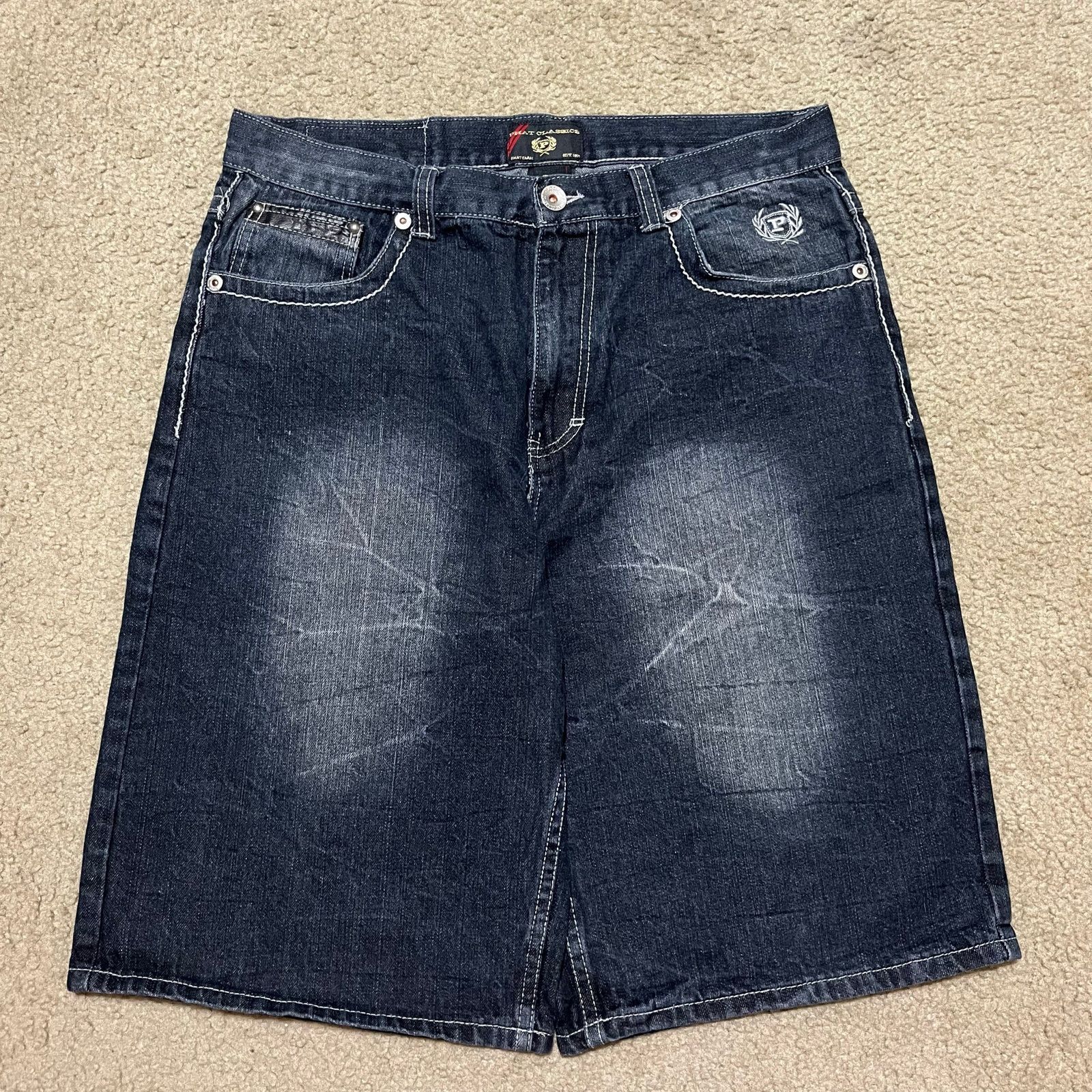 Phat Farm Phat Farm Y2K Baggy Skater Acid Washed Embroidered Jorts 36W Size US 36 / EU 52 - 1 Thumbnail