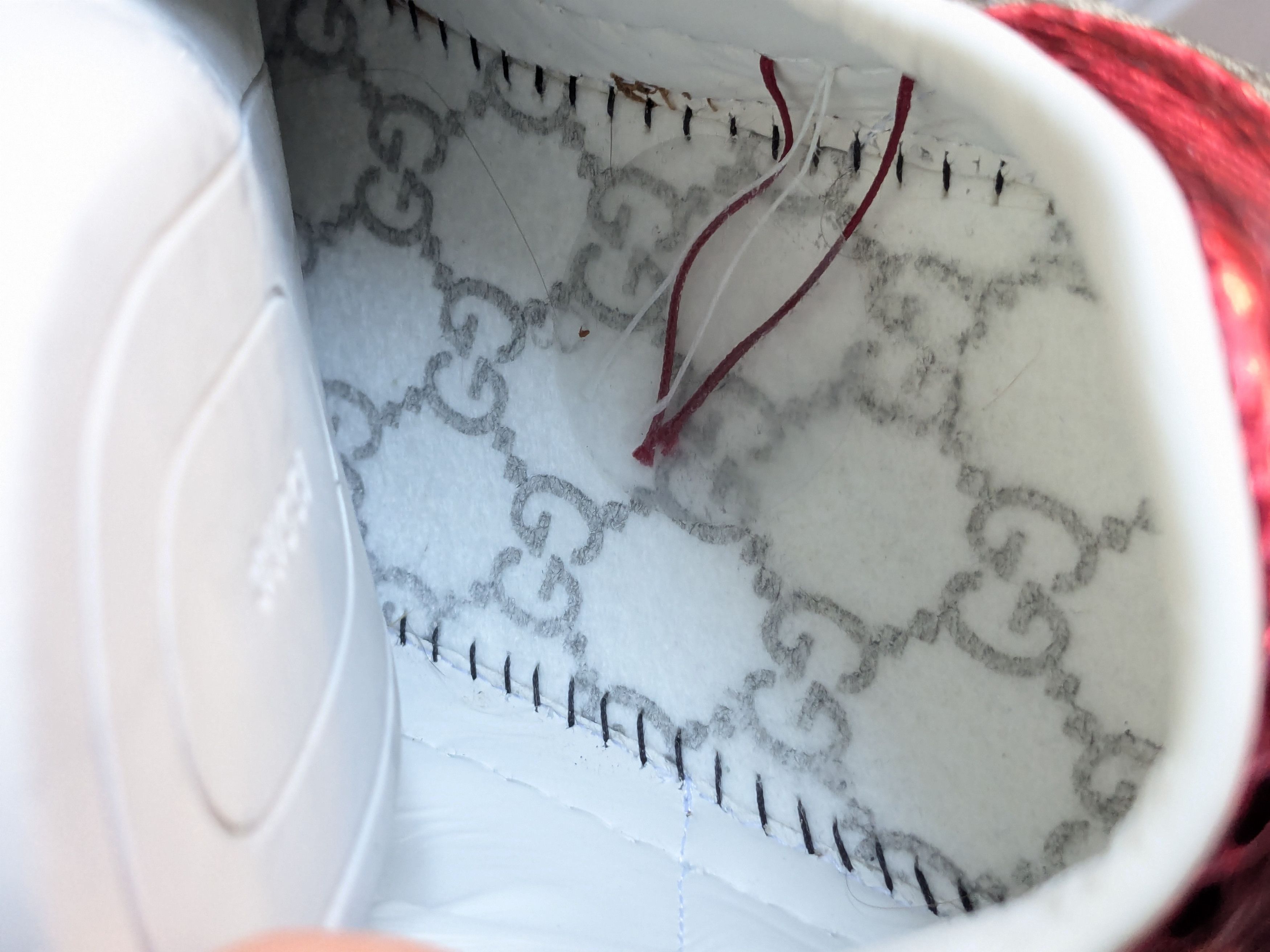 Gucci Gucci Ace Monogram 11 Canvas Logo GG Supreme Red Low Tops Size US 11 / EU 44 - 10 Thumbnail
