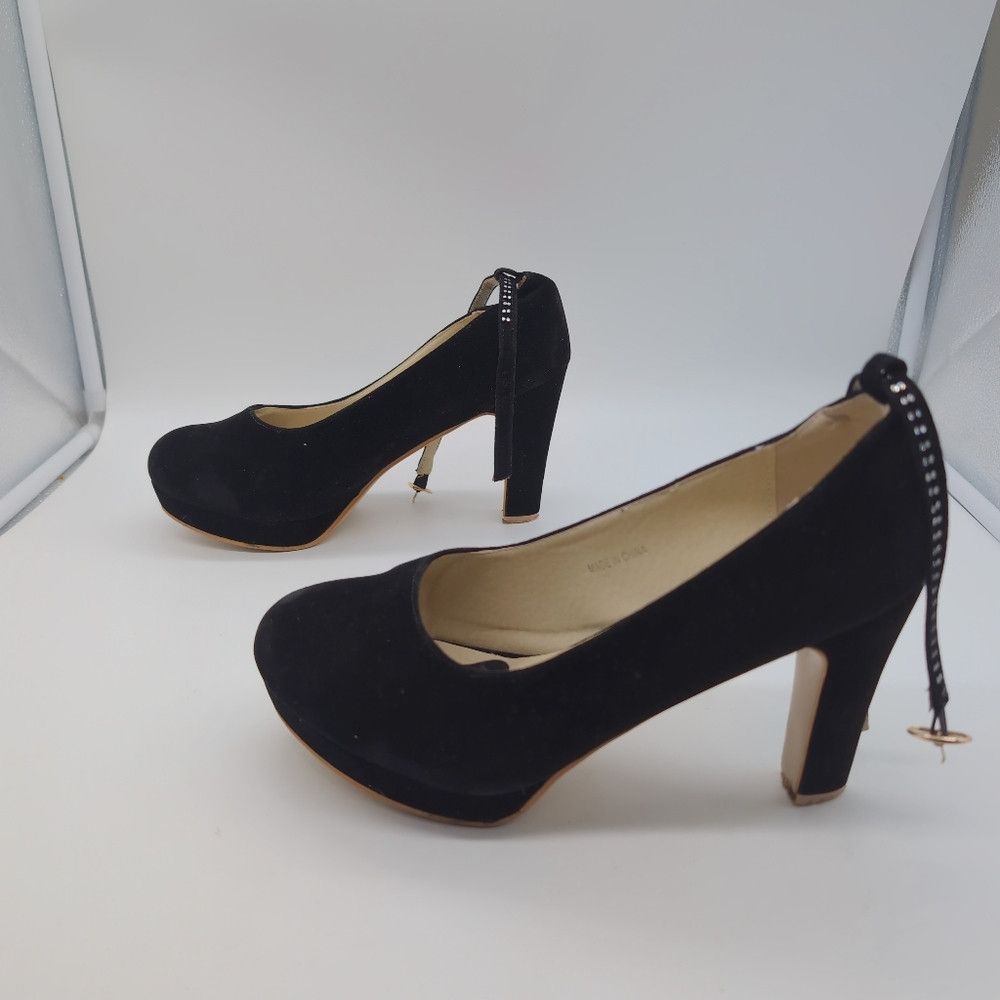 Designer Elegant Black Women's Heels with Bow Accents Velvet Sz 10 Size US 10 / IT 40 - 4 Thumbnail
